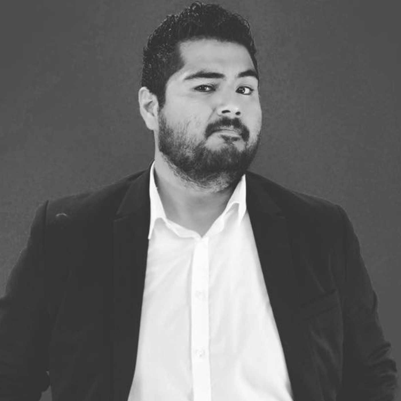 Victor Tuxpan Presenta: