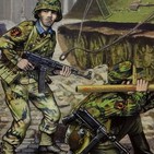 ESPAÑOLES EN EL FINAL DEL III REICH. Metralla de Historia