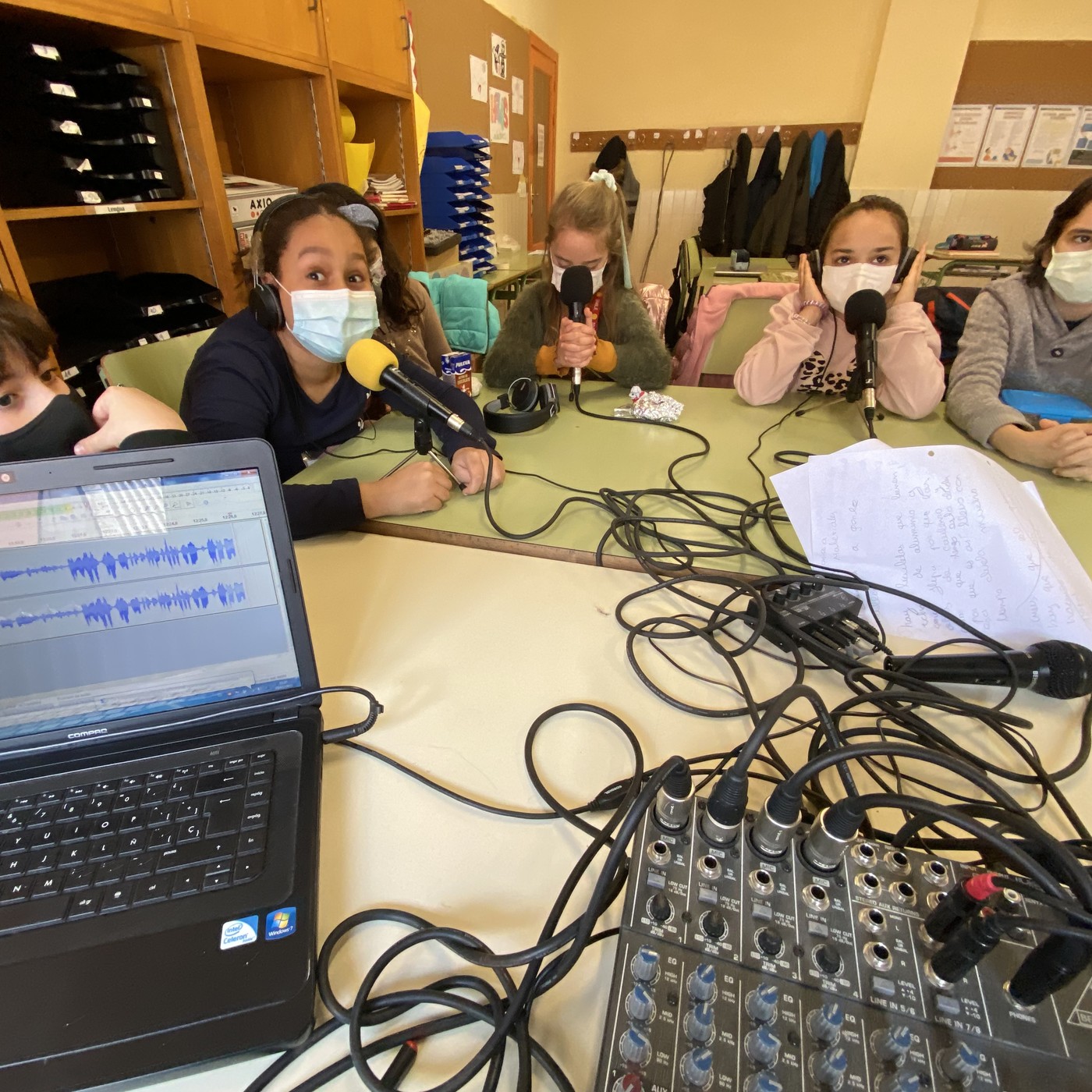 ALBANTA XIXÓN RADIO