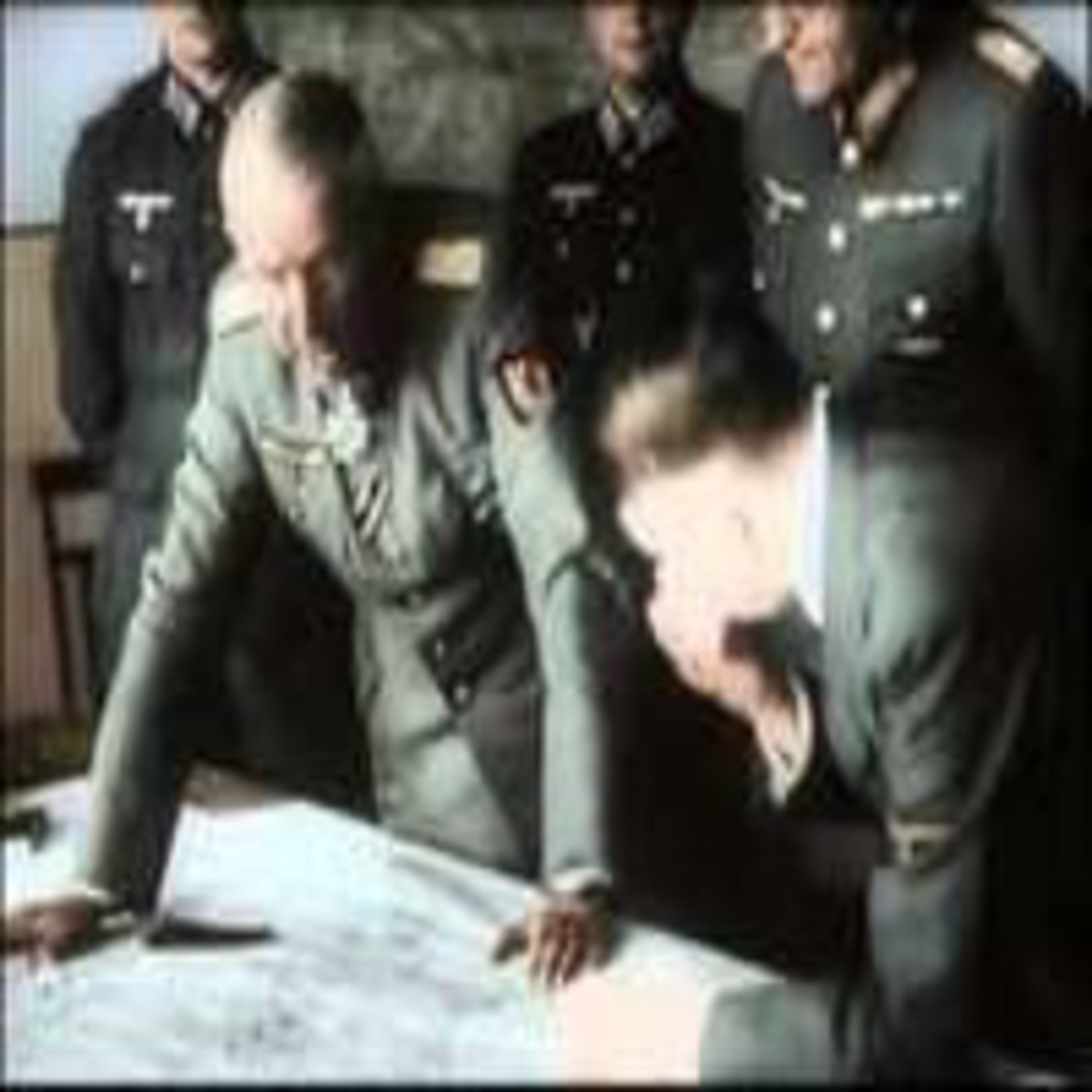 Hitler se Pone En Marcha episode artwork