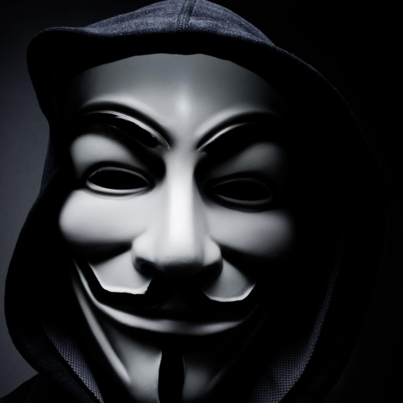 ¡ANONYMOUS ha vuelto! ¿Es real lo que expone? ¡EXMIEMBRO DEL MOVIMIENTO ...