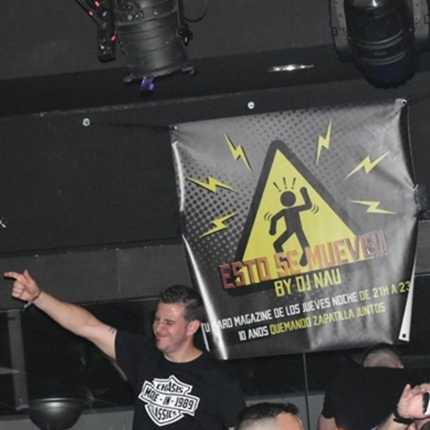 ESTO SE MUEVE!! by DJ NAU