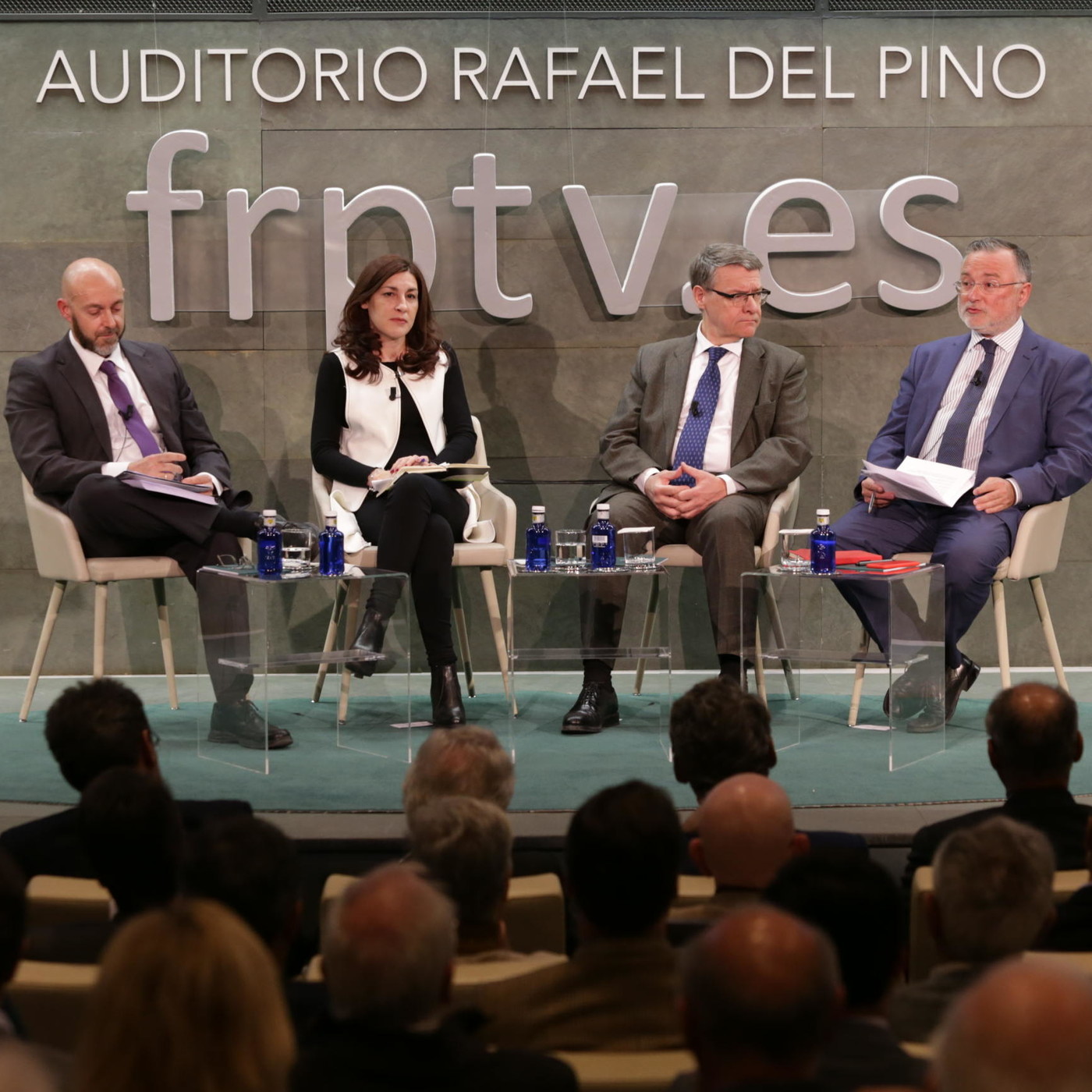 Diálogos y debates Fundación Rafael del Pino