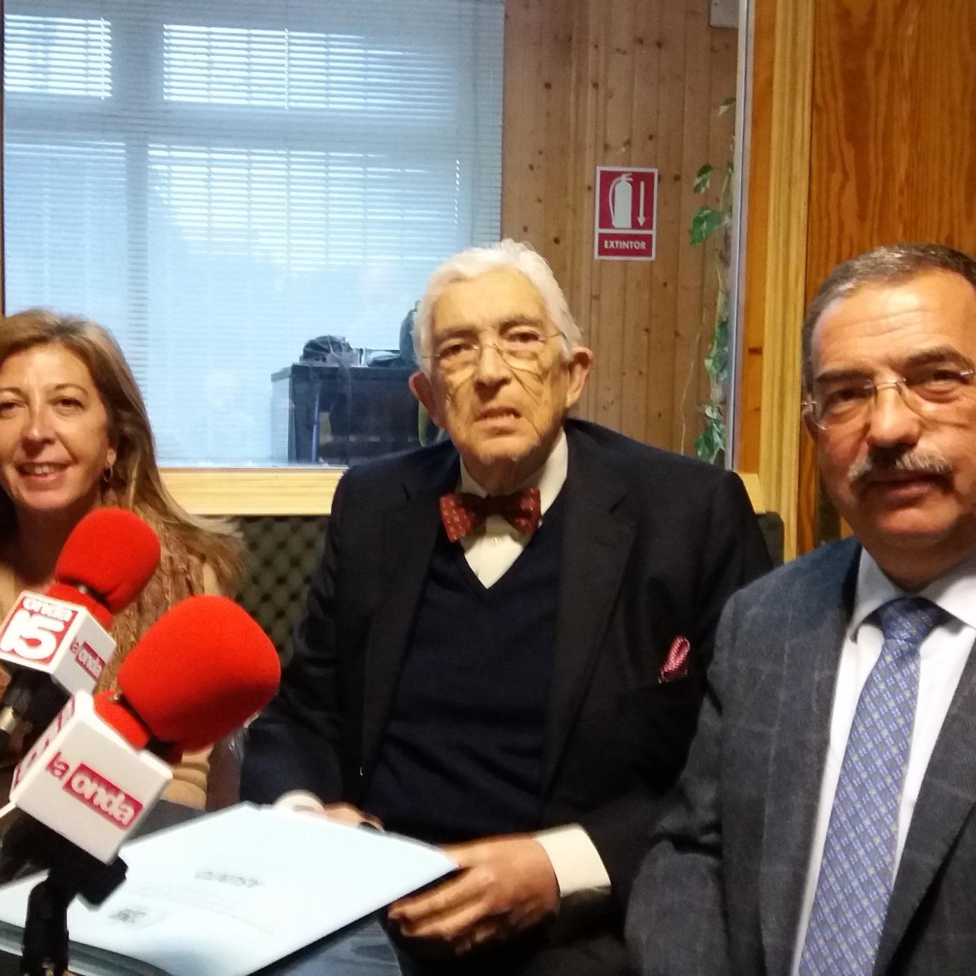 HABLEMOS DE ECONOMÍA CON ECONOMISTAS