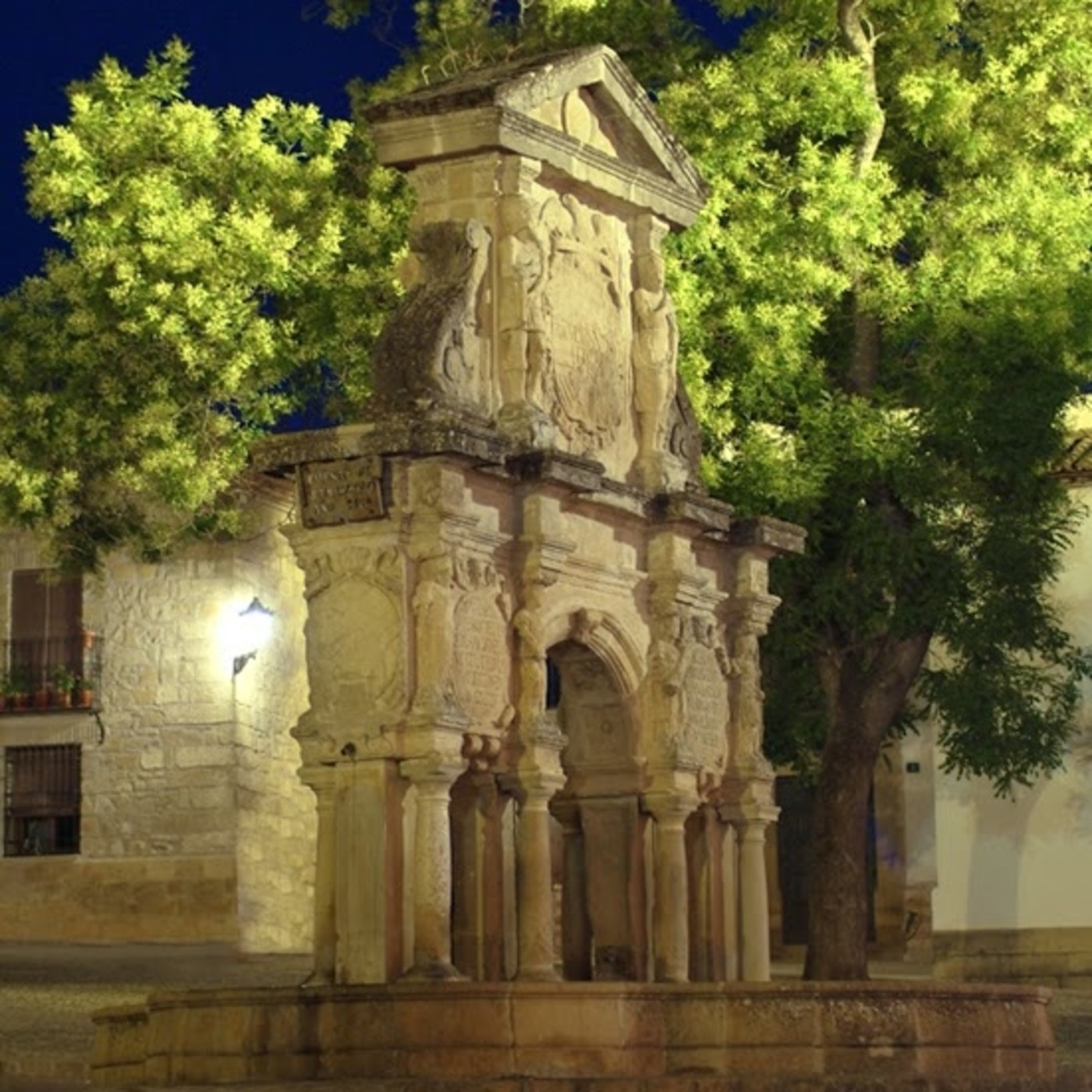 GUIA DE BAEZA. HOTEL PUERTA DE LA LUNA