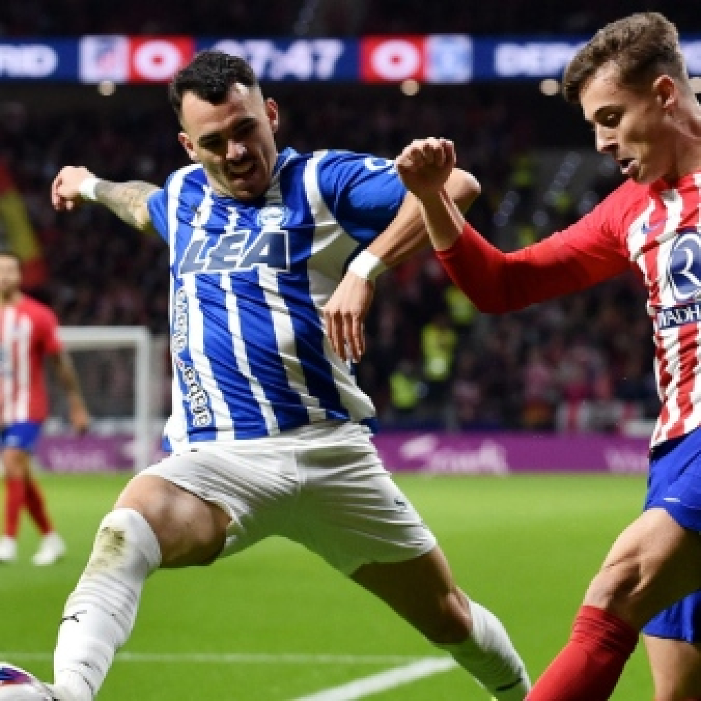En Corto y al pie. Tu podcast sobre el Alaves