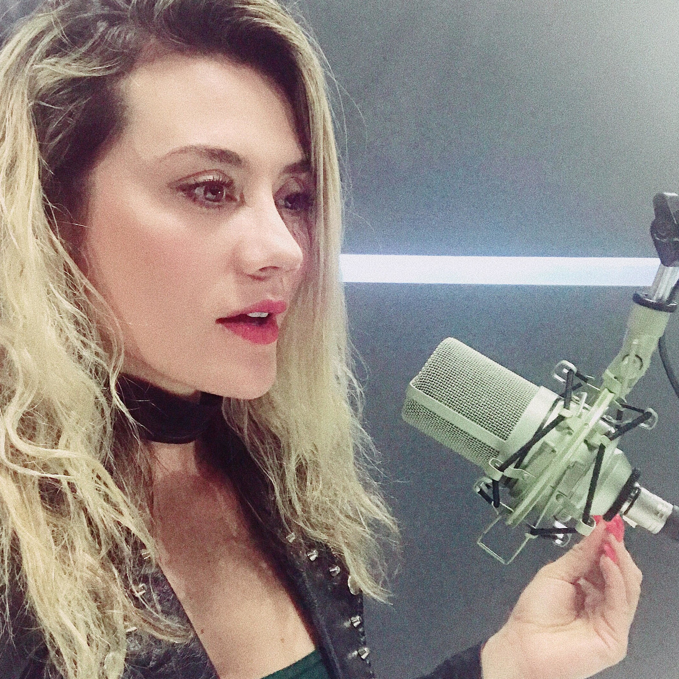 Honestamente  con Andrea García