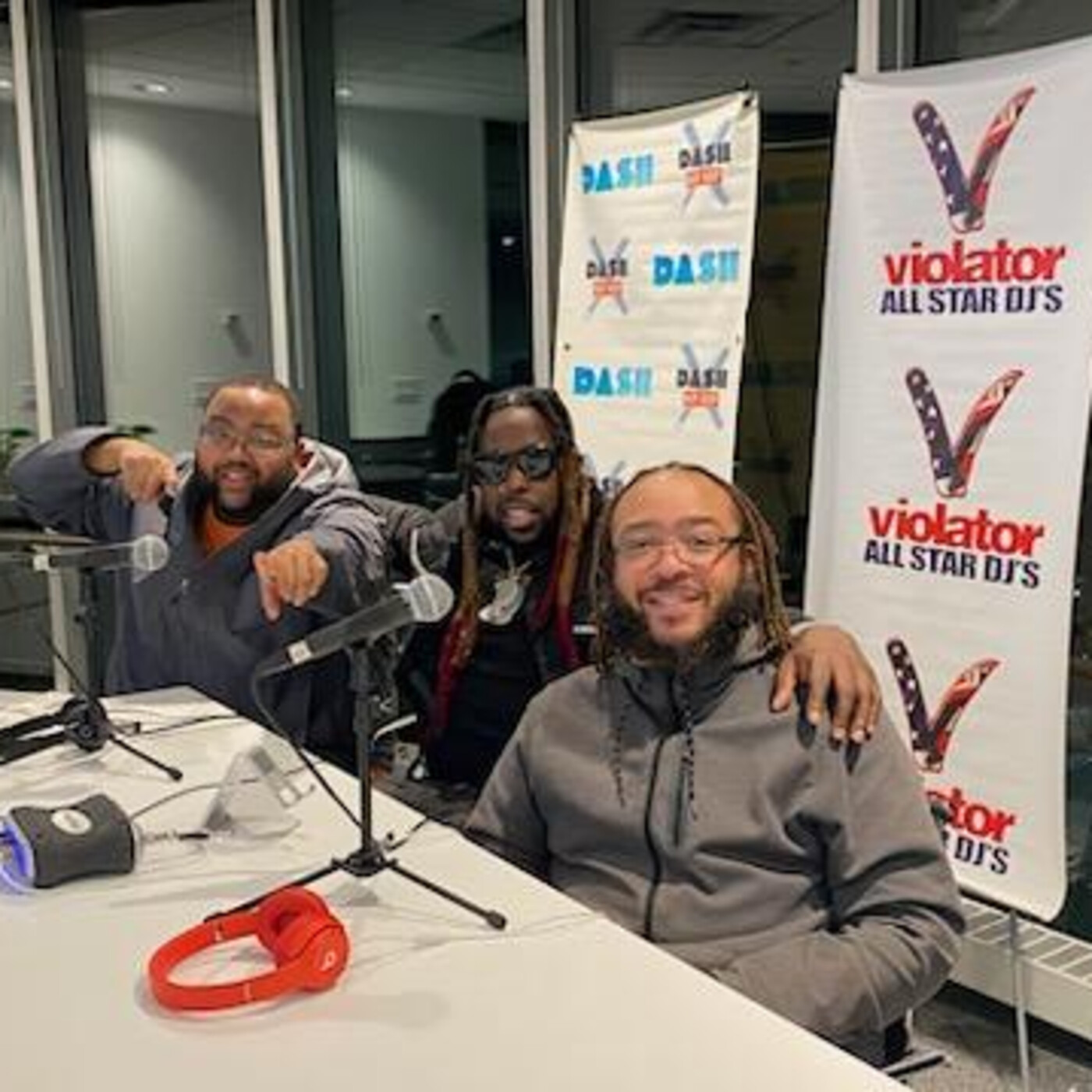 Violator Radio Unkut | Guest: PBE Pluto