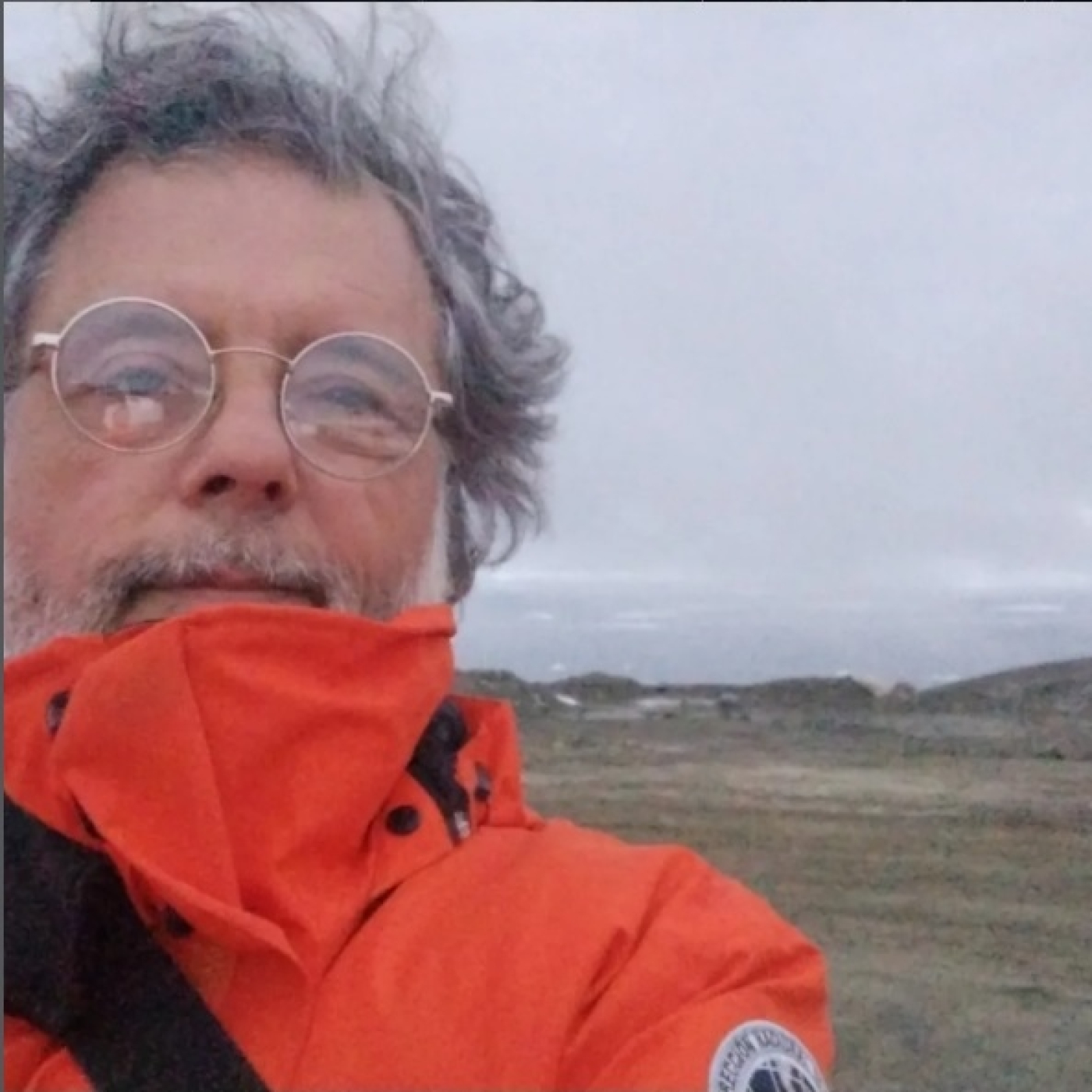 Gustavo Suárez (Lic. en Biología Docente en las Facultades de Ciencias Naturales y Museo y Medicina UNLP) In Loco
