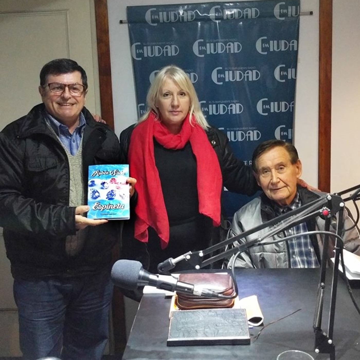 Reportajes en radio