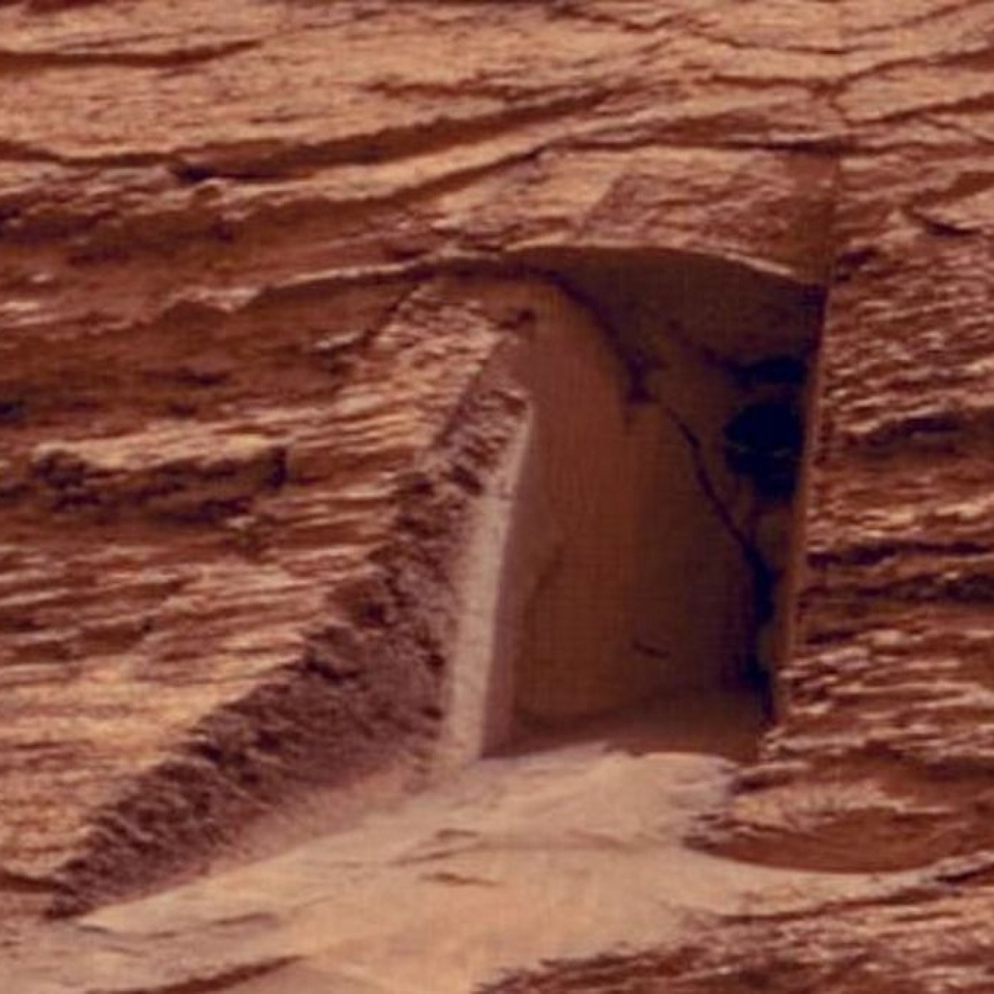 419 - UA: La curiosa "puerta" fotografiada por Curiosity en Marte; Los UAPs en el Congreso de EE.UU.; Y más... - Episodio exclusivo para mecenas