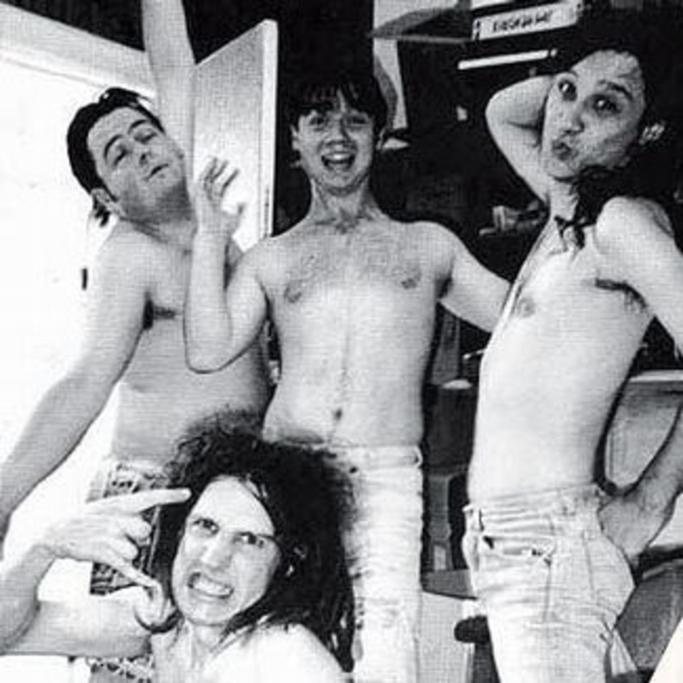 ChicosdelaCalleRadio_5_Distorsión_17/5/2013