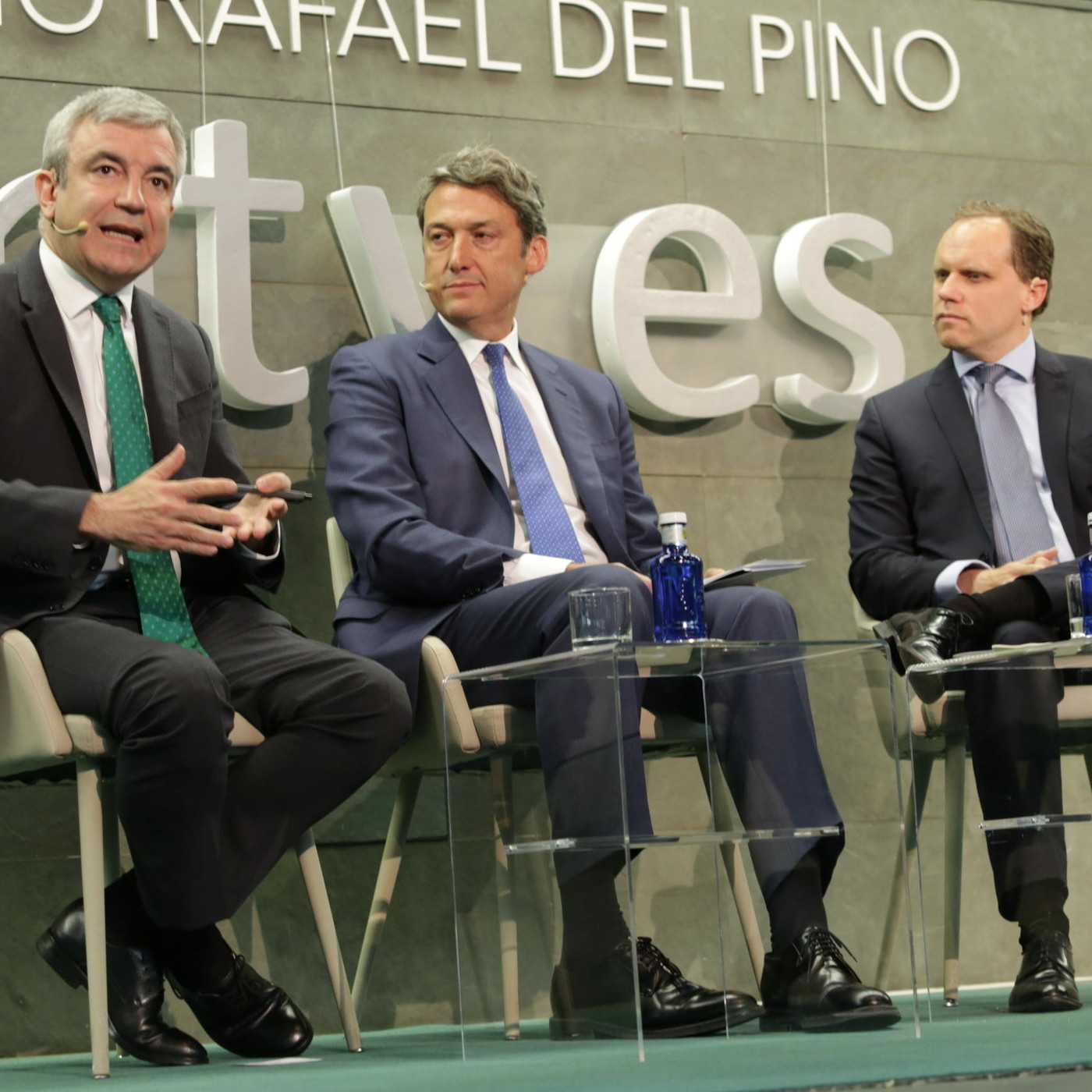 Diálogos y debates Fundación Rafael del Pino