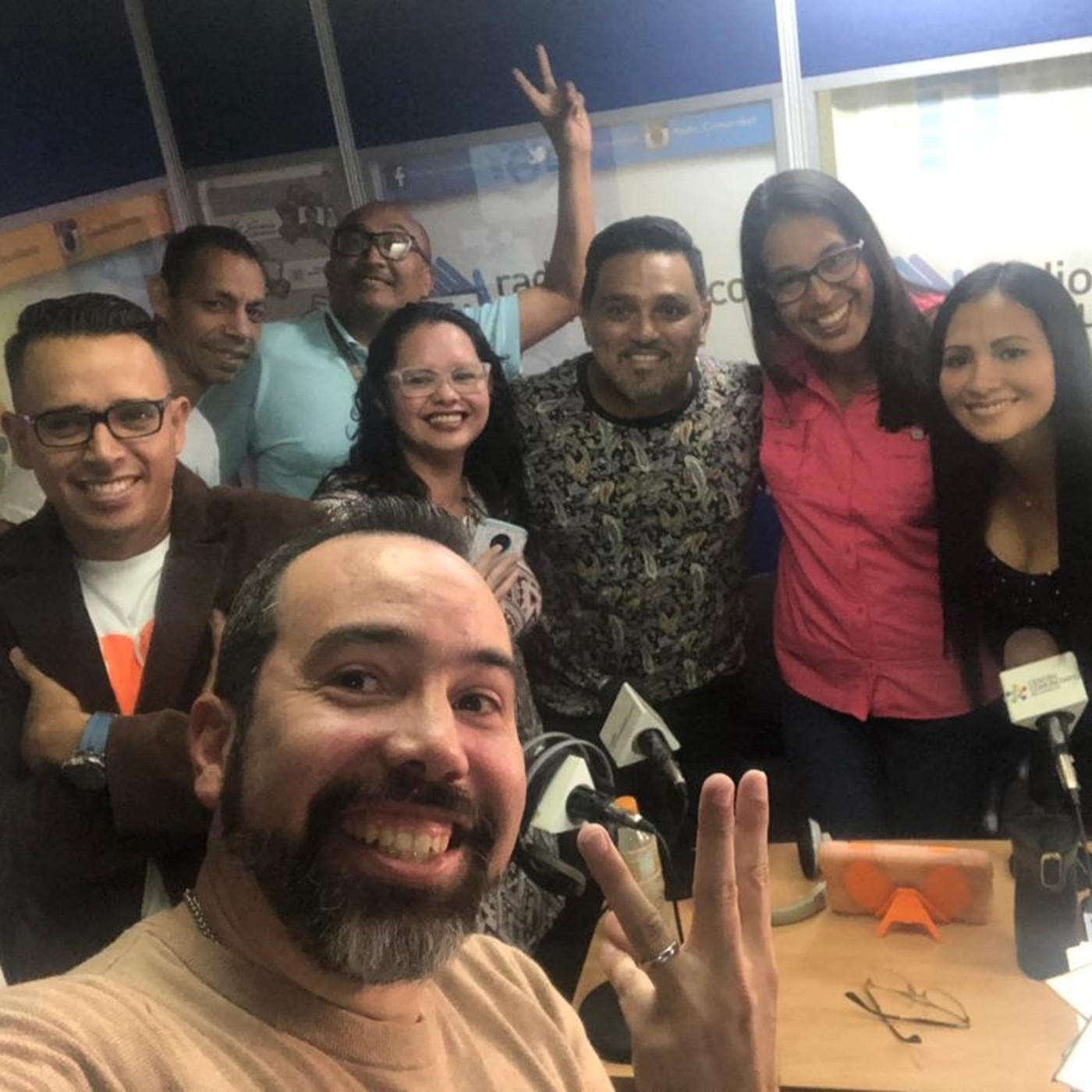 3 Son Actitud Radio Comunidad