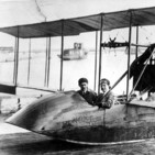 ¿Despegamos? Plus "The Lark of Duluth"