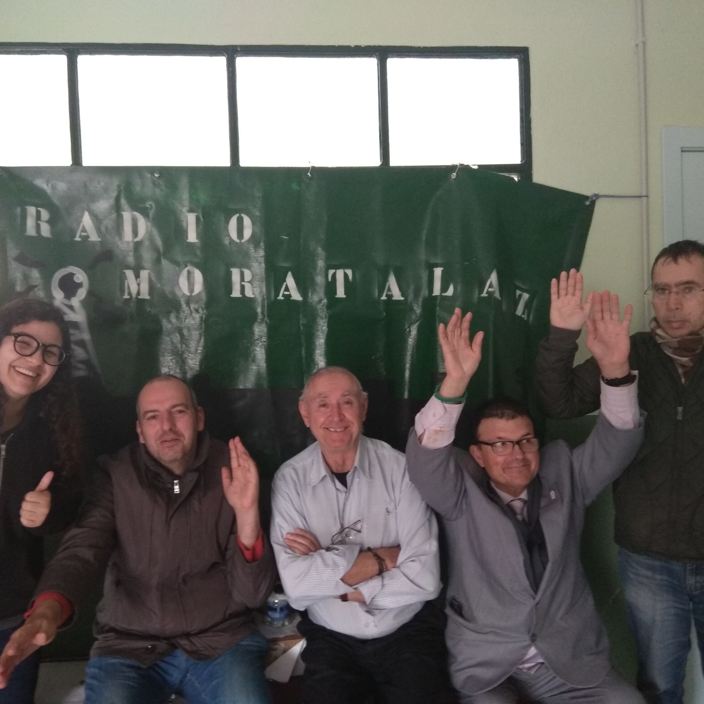 Voces en la radio