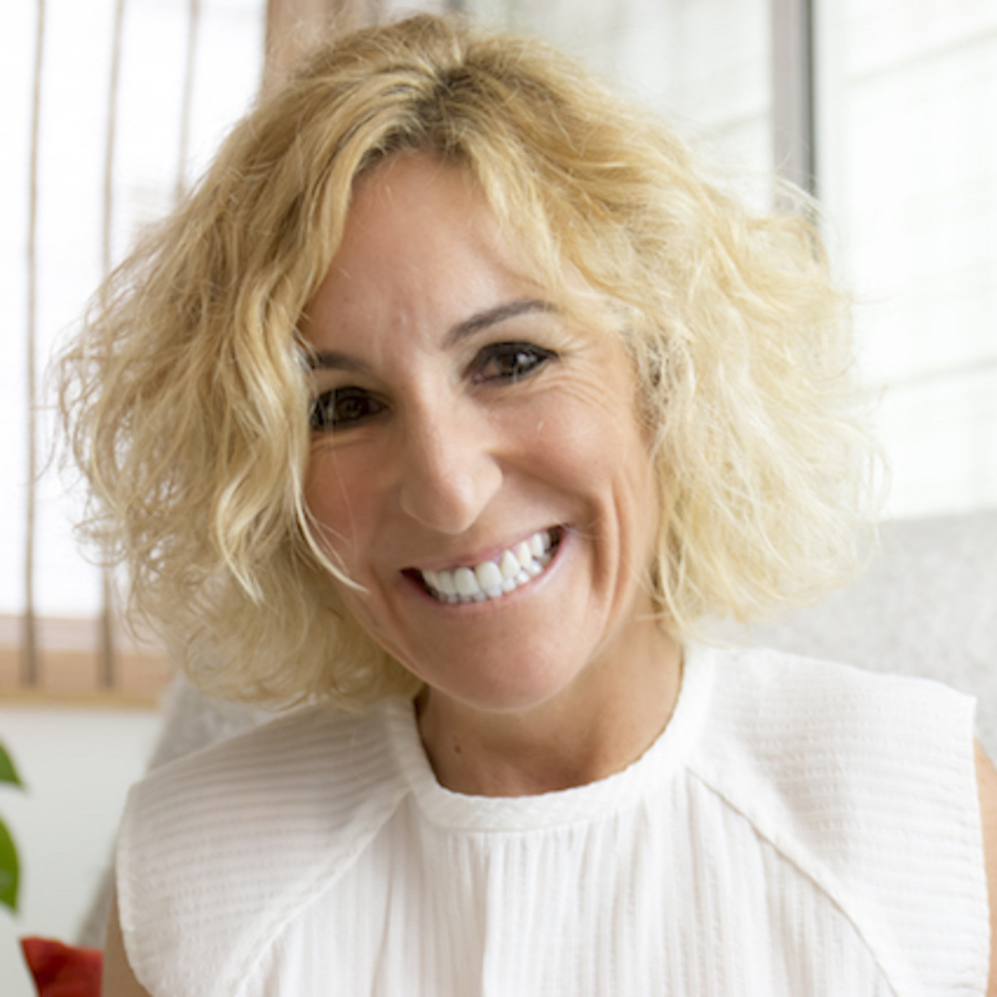 May Morón- Coaching nutricional-emocional-hábitos