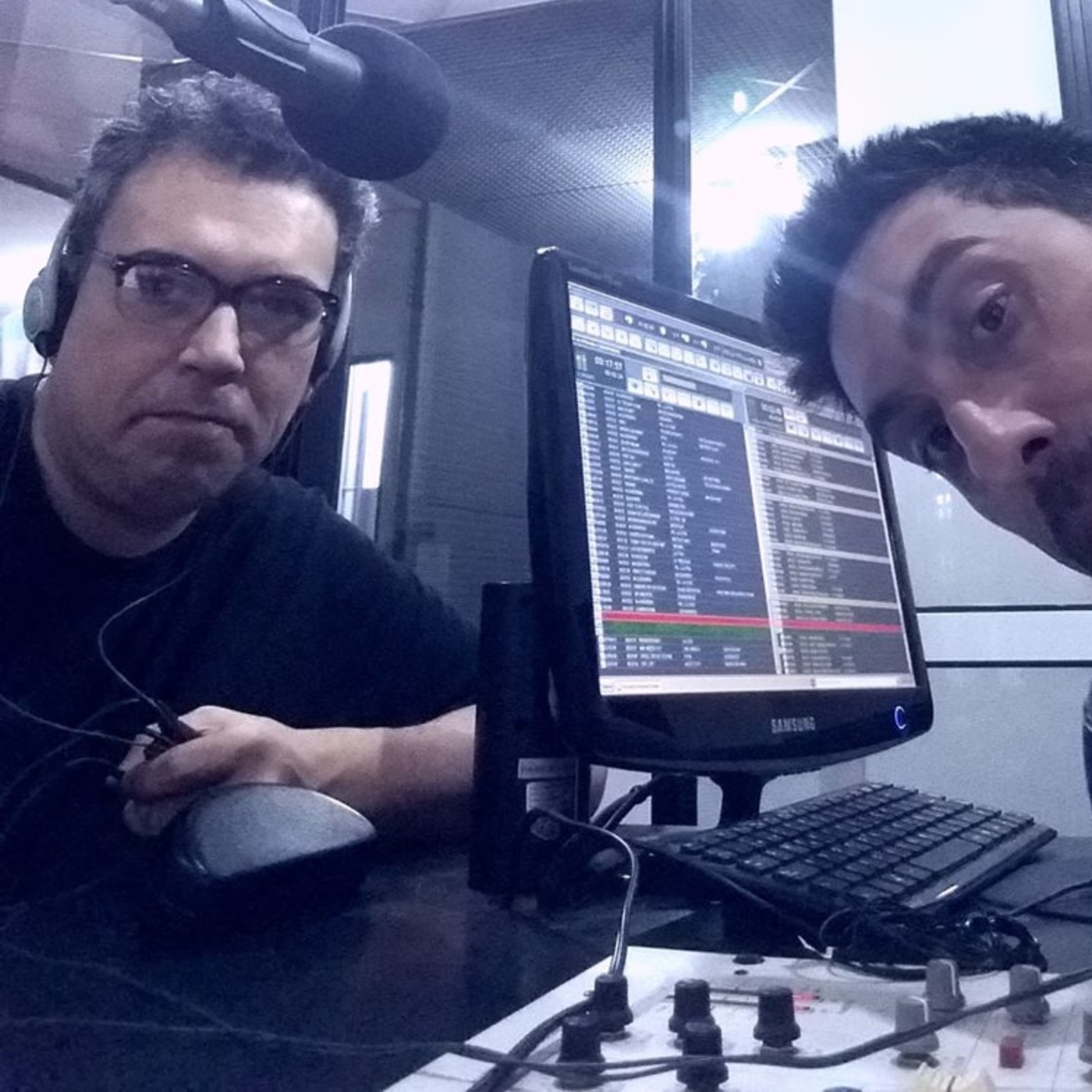 SILENCIO DE RADIO - Viernes 23 de Noviembre de 2018 episode artwork