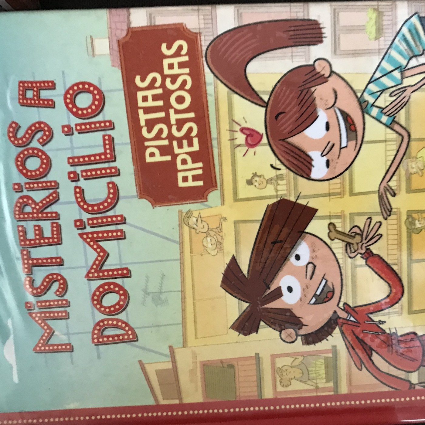 Misterios a domicilio. Pistas apestosas. Parte 2.
