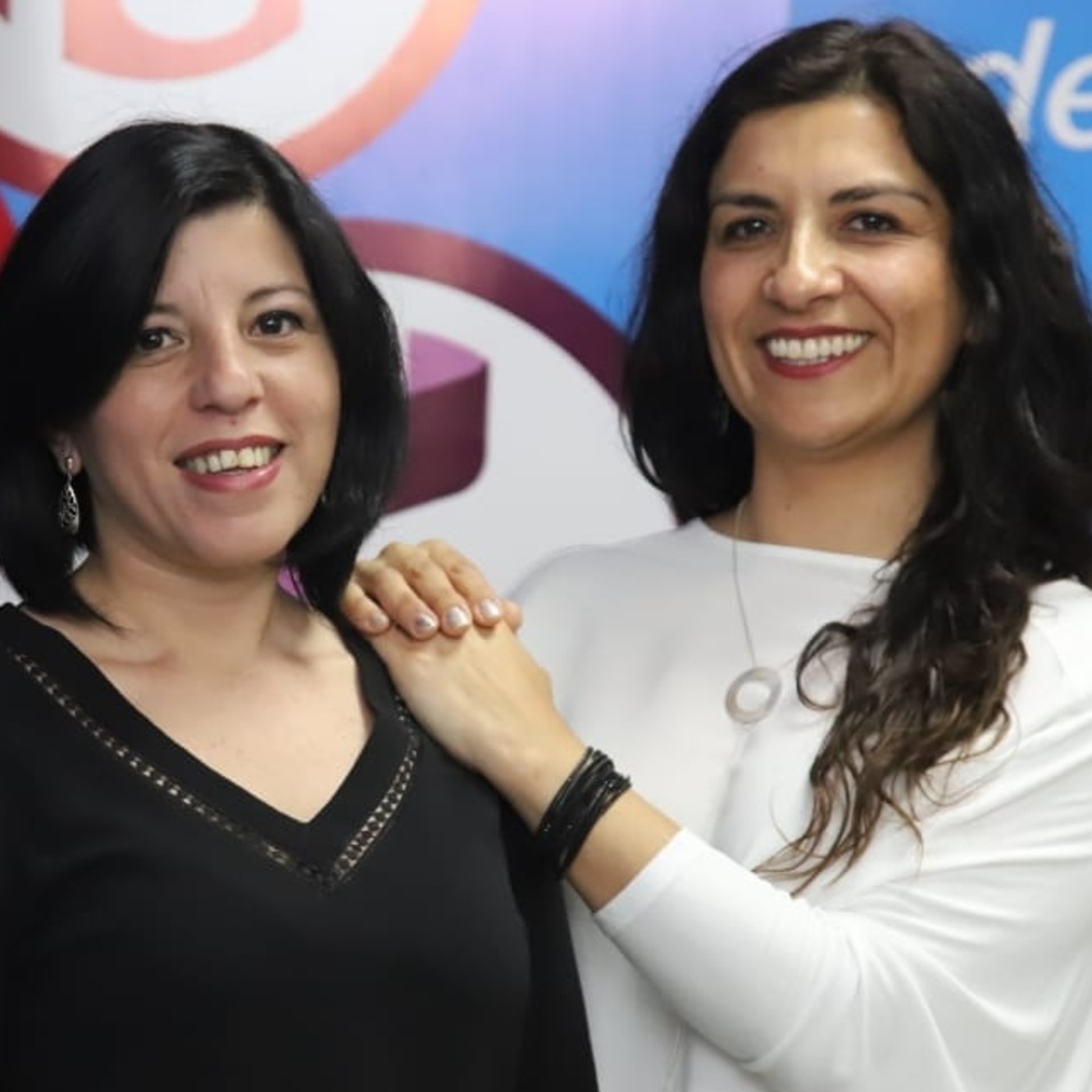 Mujeres y Punto, el podcast