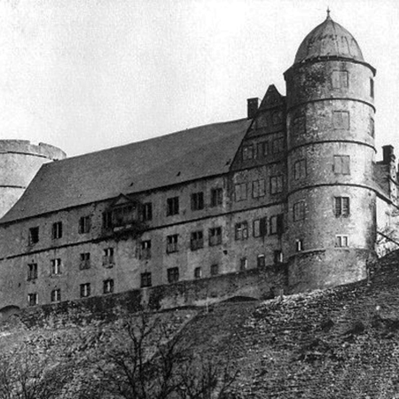 Misterios de la Segunda Guerra Mundial: El Castillo Encantado de Heinrich Himmler episode artwork
