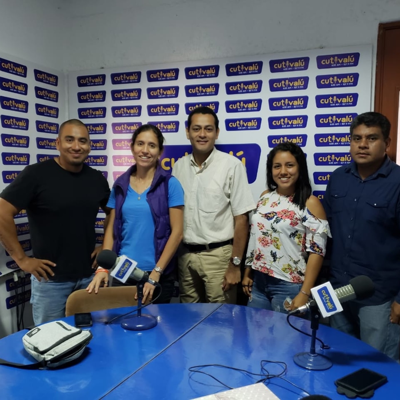 Normalmente Diferentes