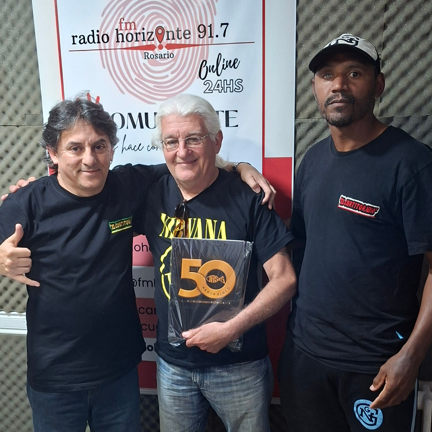 HOY EL INVITADO ES "OMAR NUÑEZ" INTEGRANTE DE "OASIS" BANDA LEGENDARIA DE ROSARIO. episode artwork