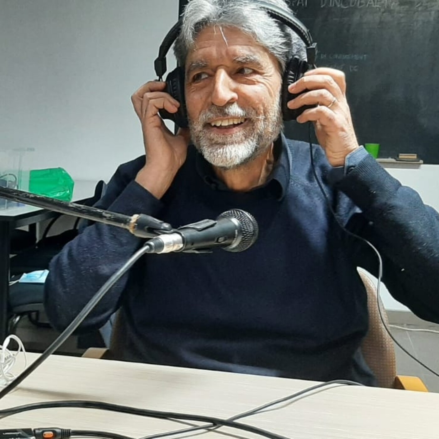 Pasen al Fondo
