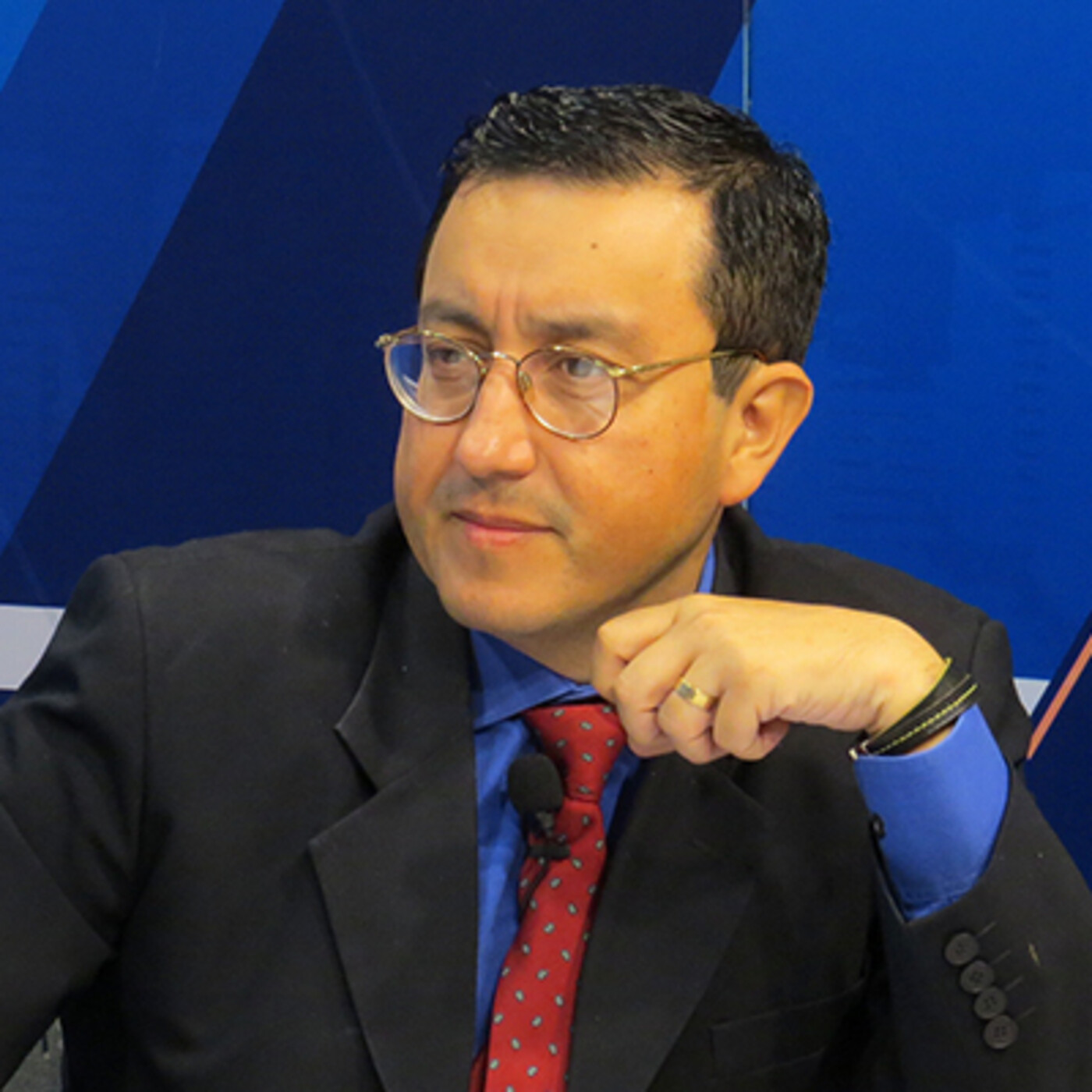 Glatzer Tuesta – Editorial 26 de noviembre del 2020 episode artwork