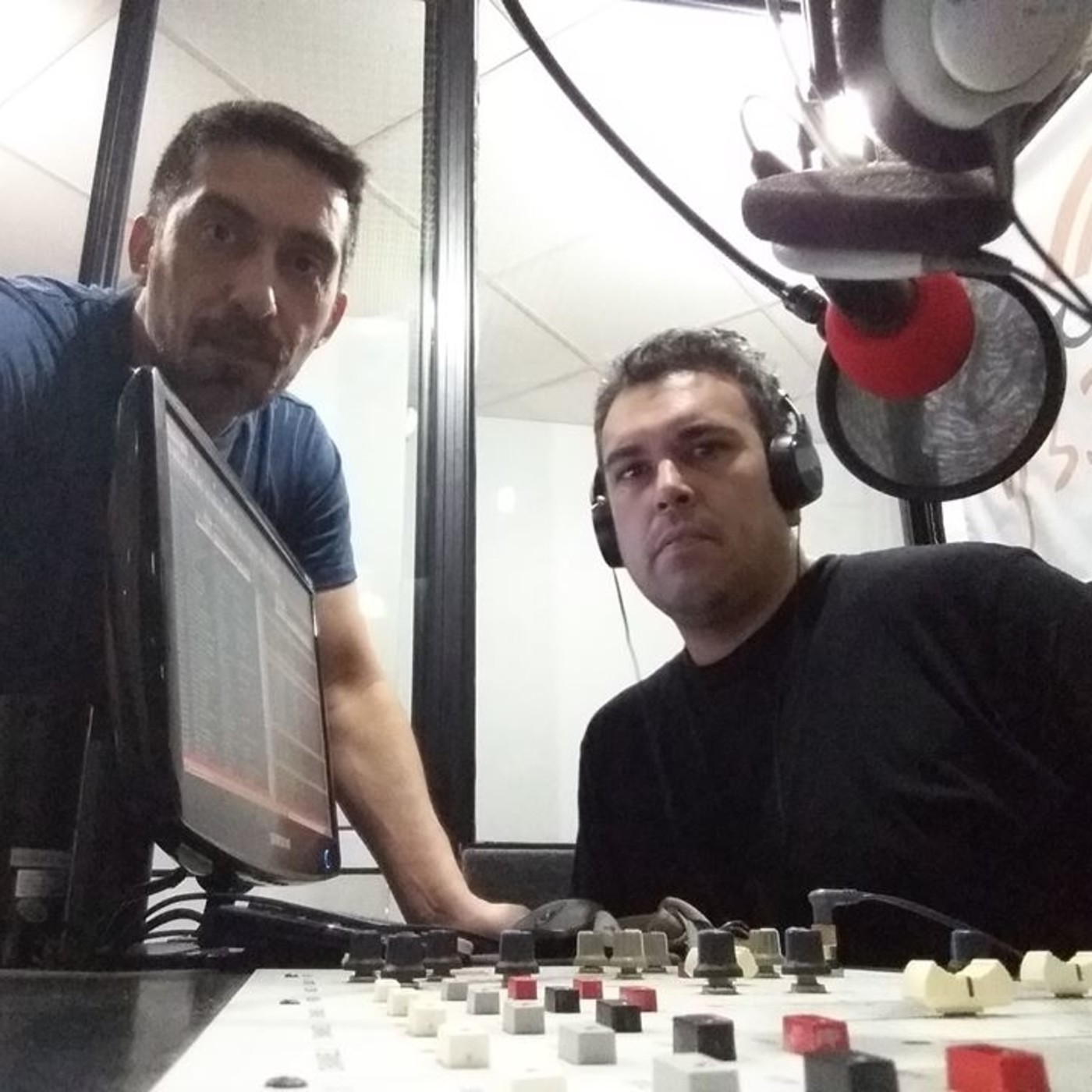 SILENCIO DE RADIO - Martes 30 de Octubre de 2018 episode artwork