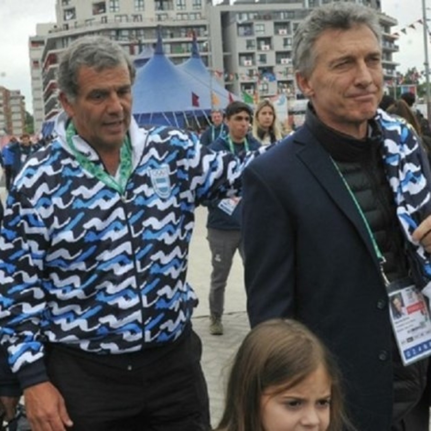 Descontracturados: Secciones y Entrevistas