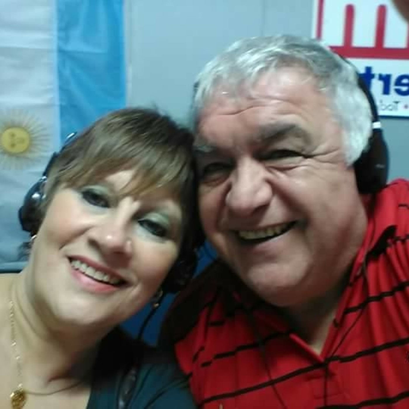 PROGRAMA DE RADIO CARICIAS AL CORAZON DE AM LIBERTAD 1090 - ROSARIO - SANTA FE- REPÚBLICA ARGENTINA