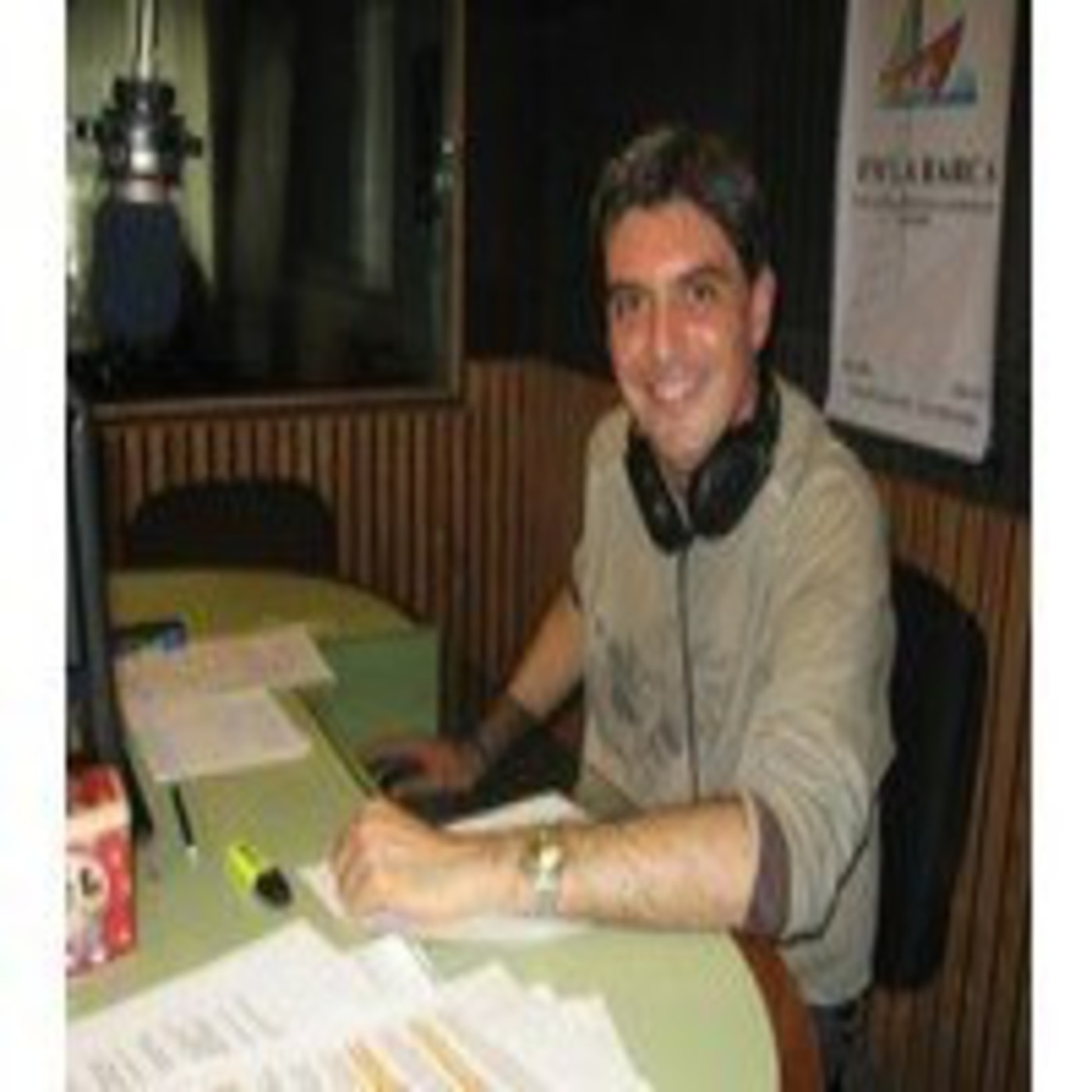 cadena afiche url:http://cadenaafiche.ivoox.com