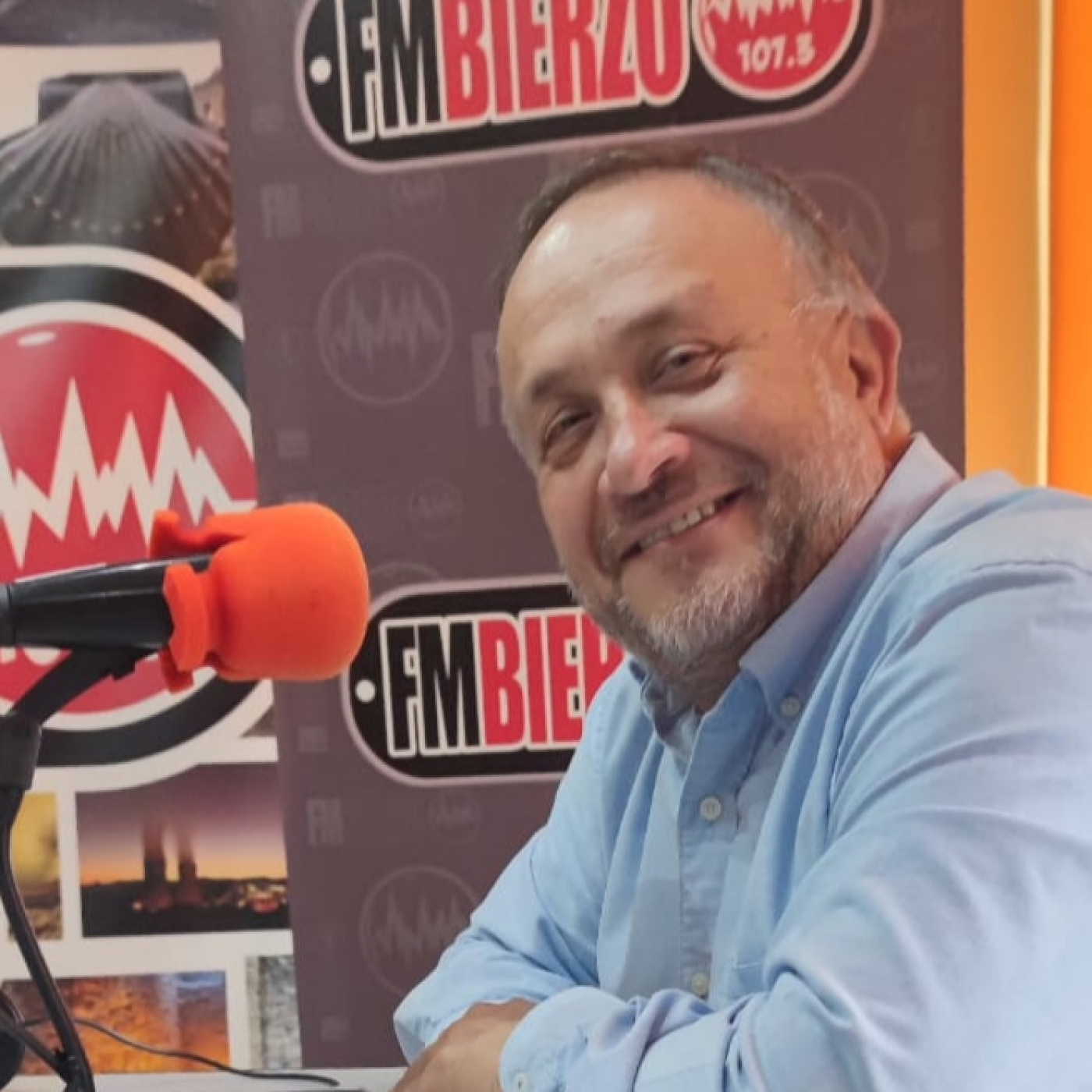 Hoy estuvo con nosotros el presidente de la Diputación, Gerardo Álvarez Courel para hacer un repaso de su gestión. episode artwork