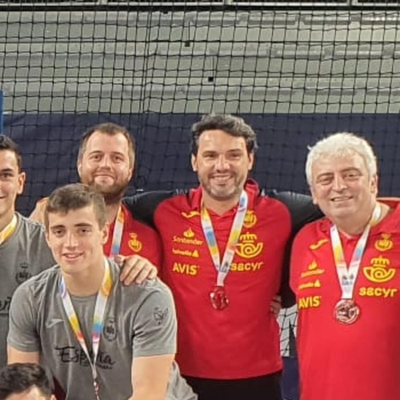 Entrevista con Javier Fernández y Álex Mozas, entrenadores de la selección juvenil masculina, en A LA MADERA
