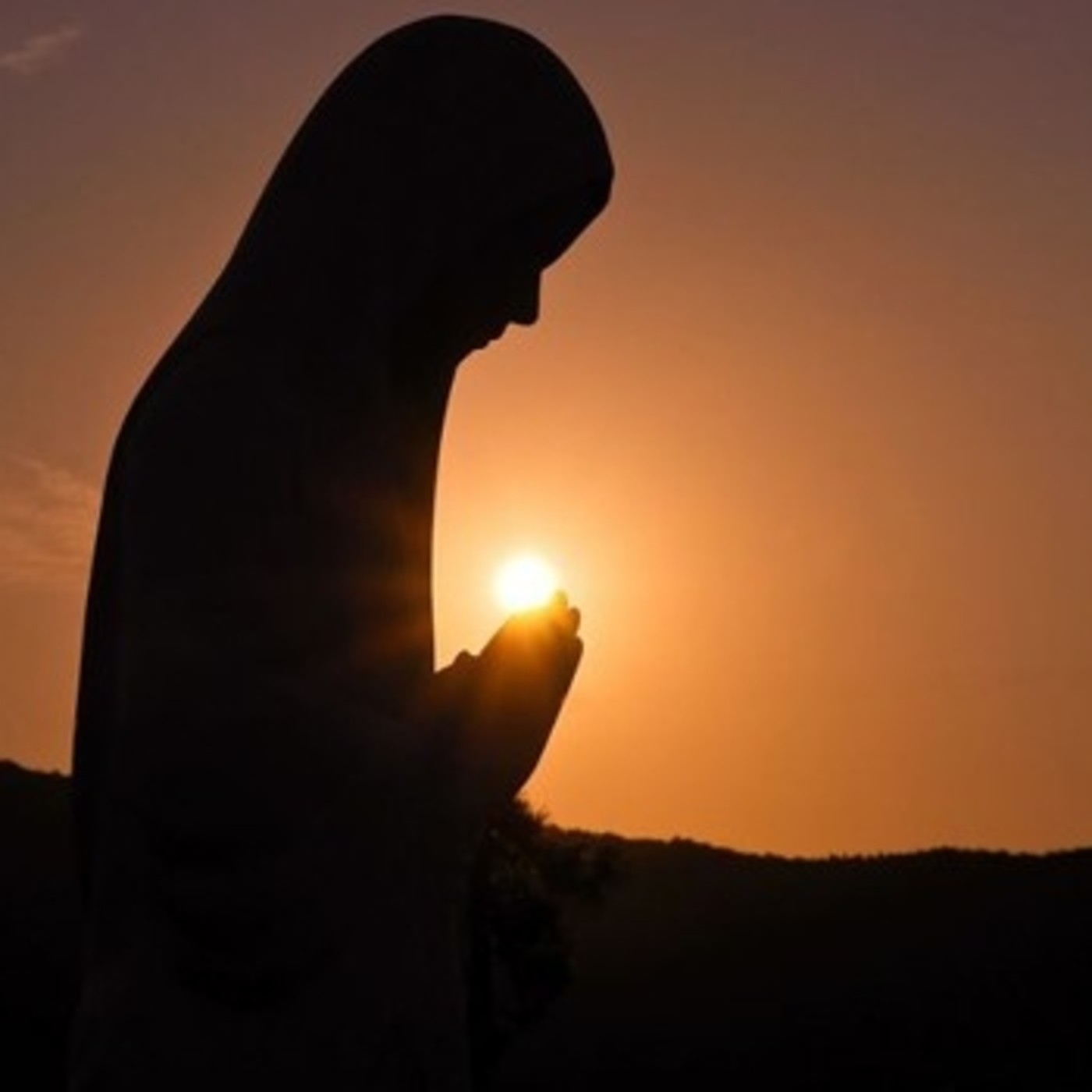 En oración con María