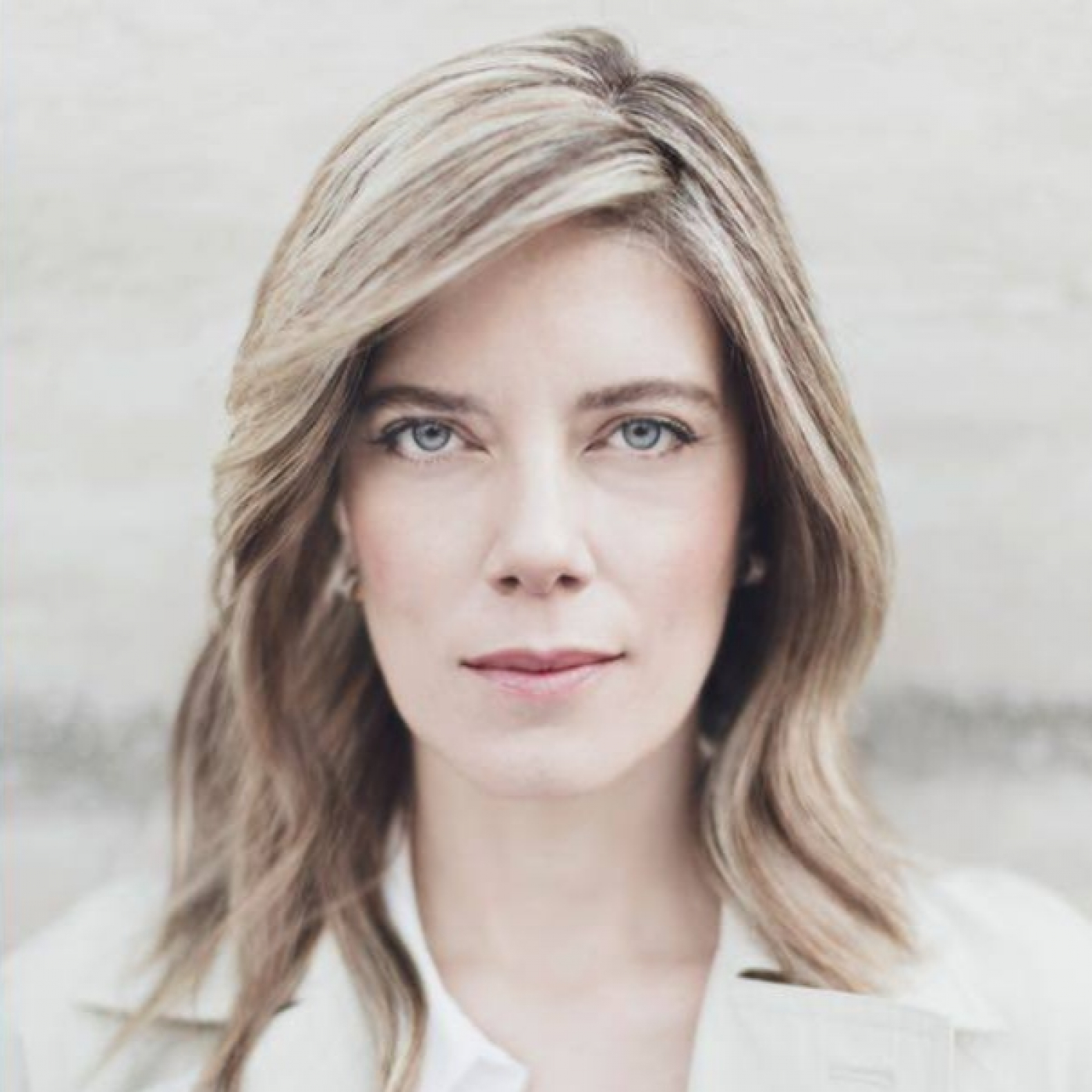 LENKA CARVALLO