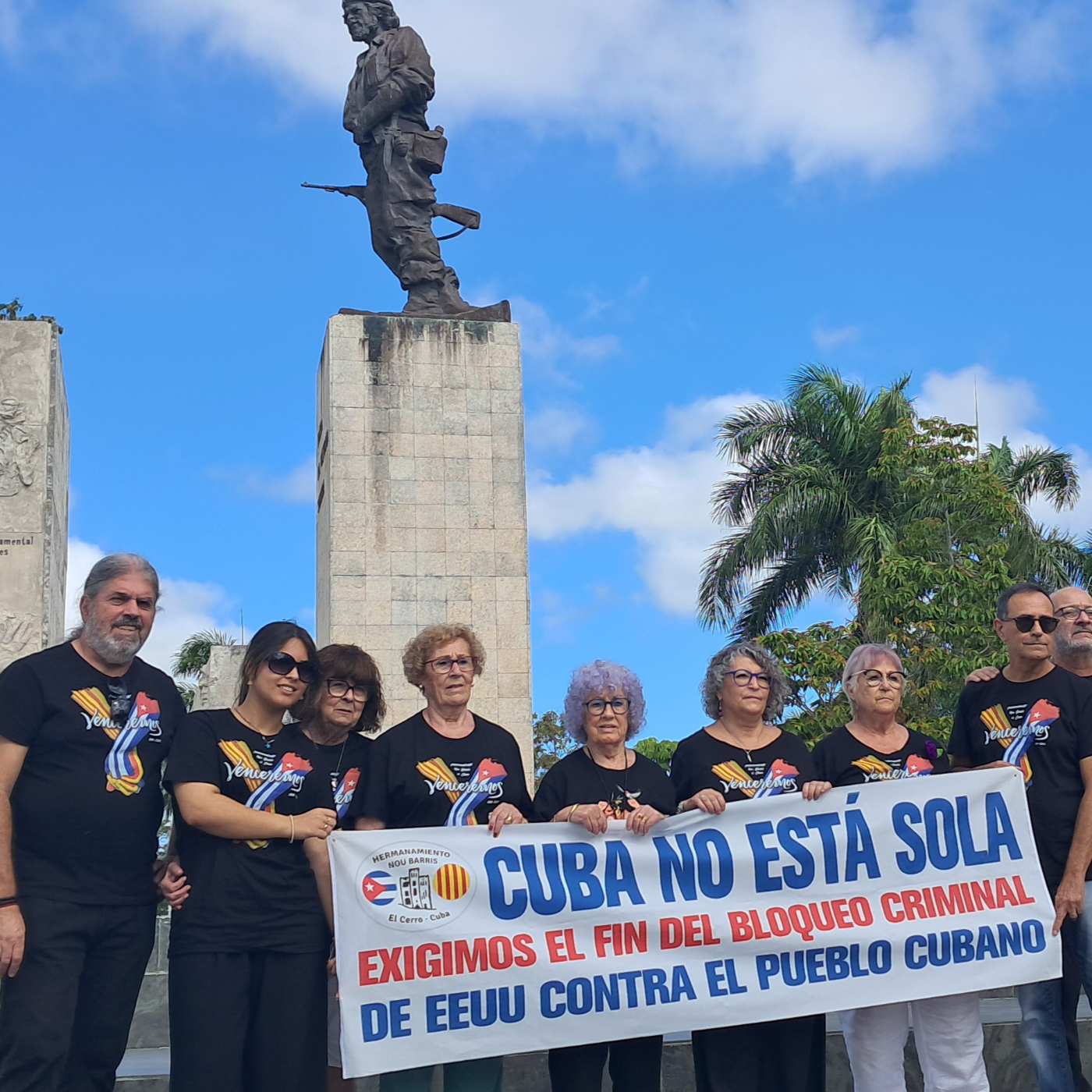 Brigada solidaria española rinde tributo al Che en Santa Clara