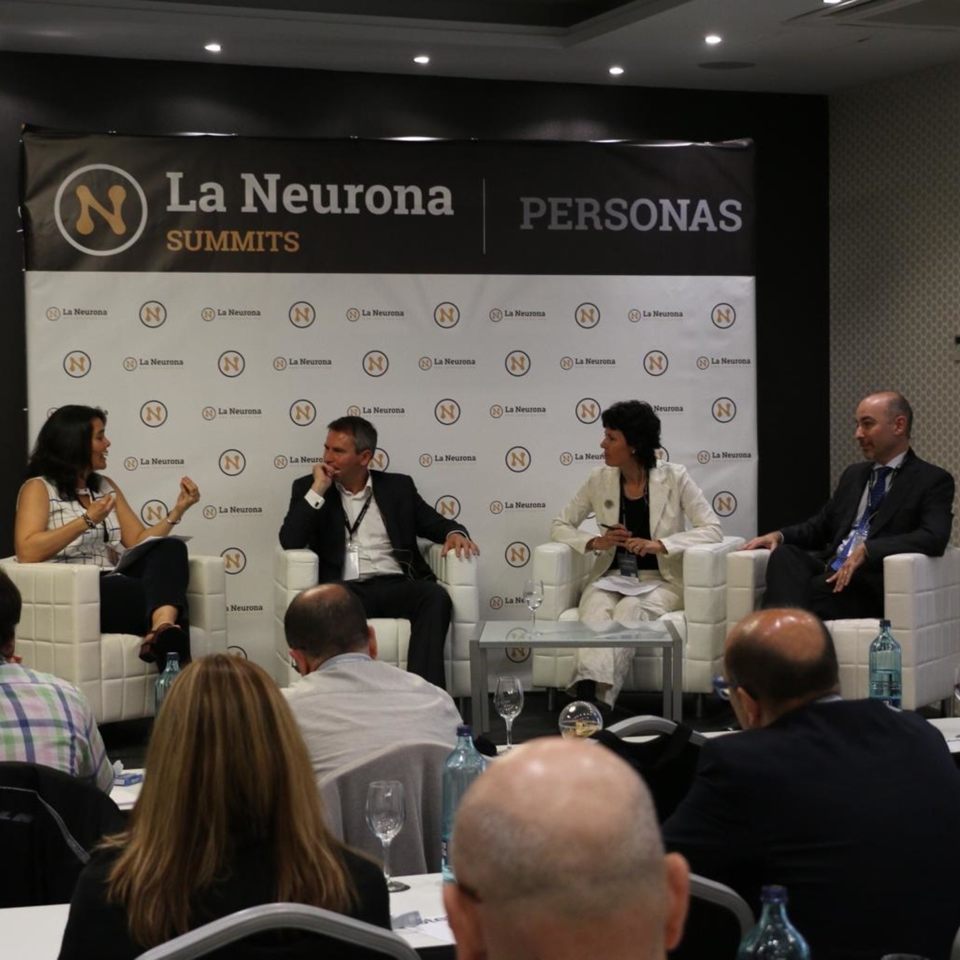 PANELES EXPERTOS LA NEURONA SUMMITS