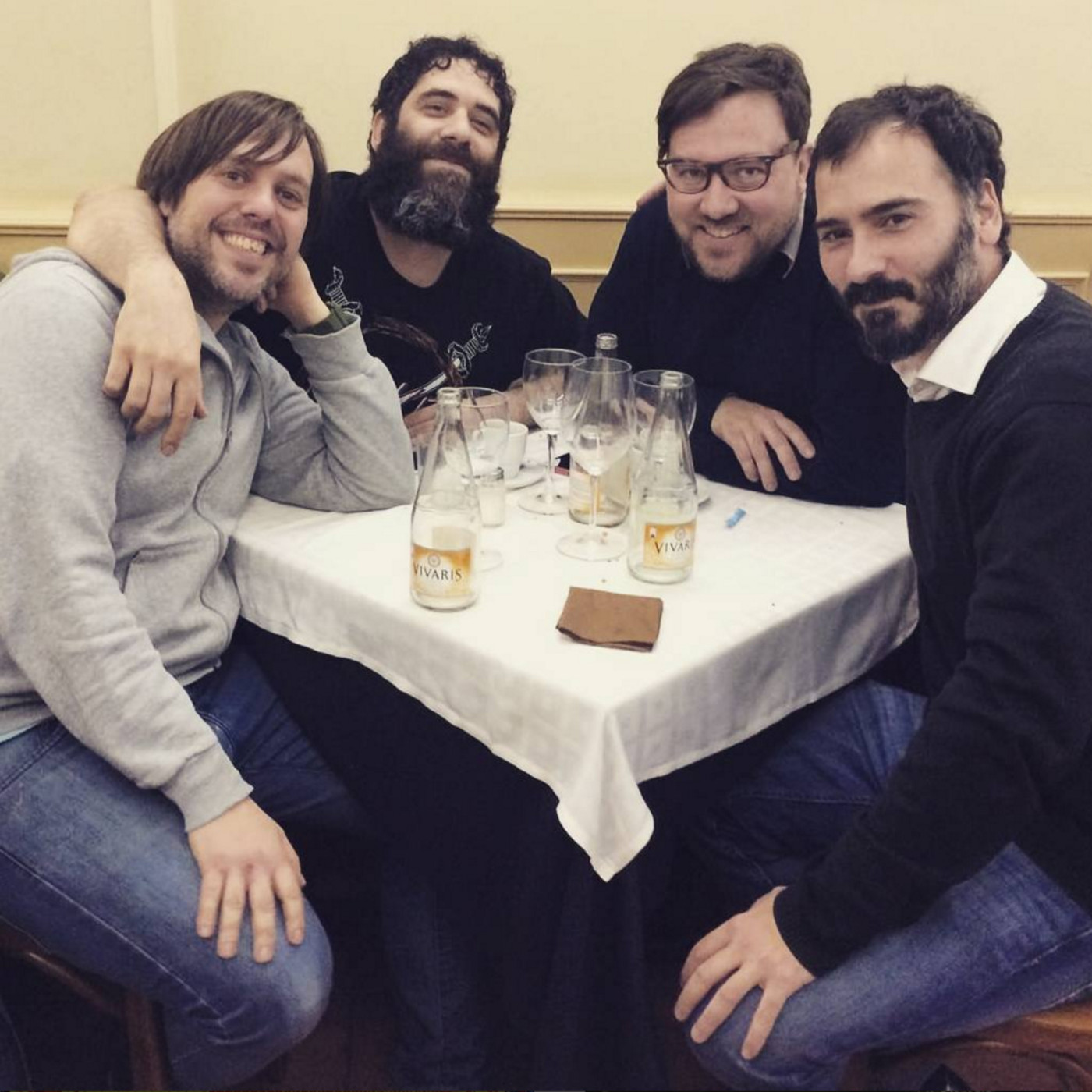 (me lo tomo todo) En Serio