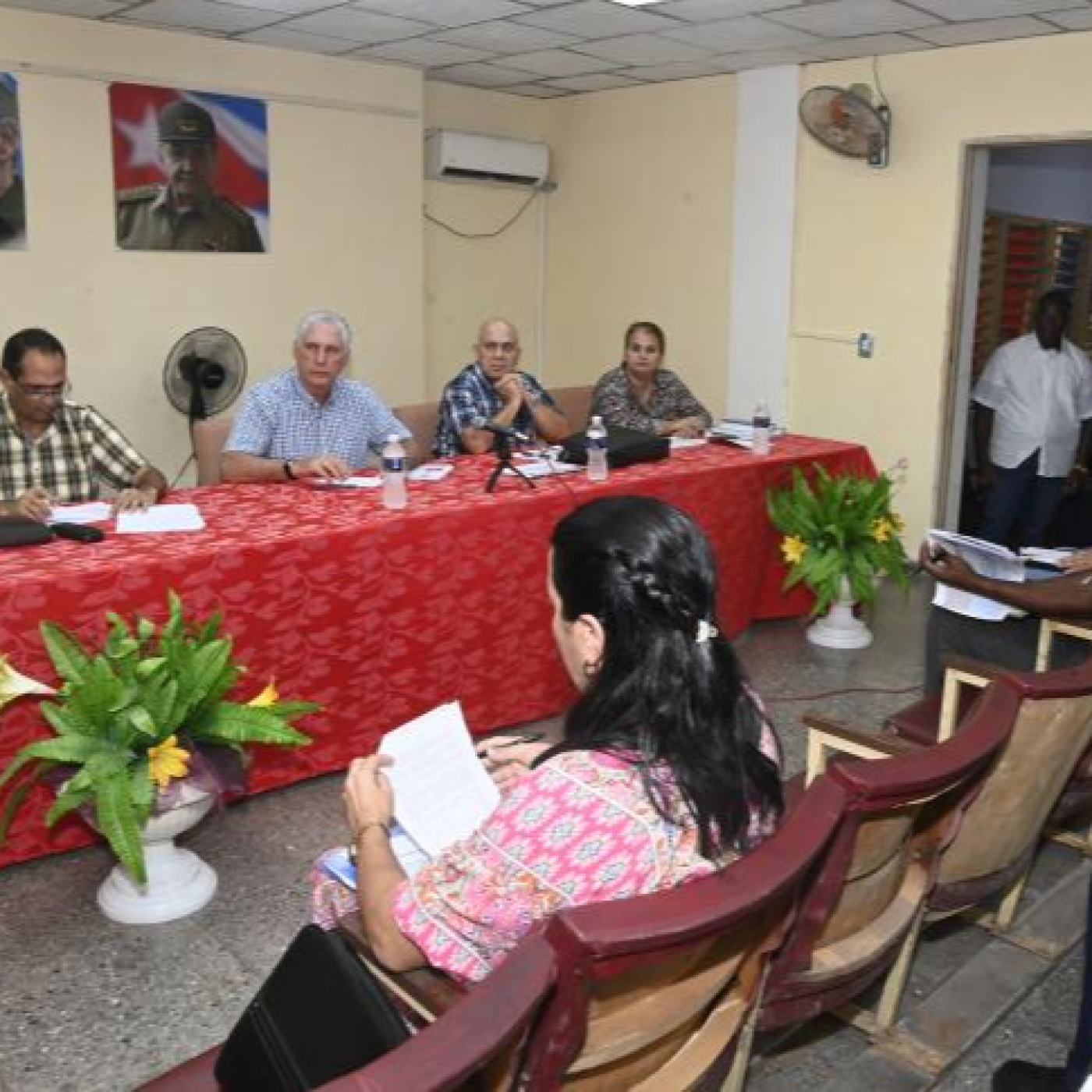 En La Habana: concluye ciclo de intercambios en los municipios episode artwork