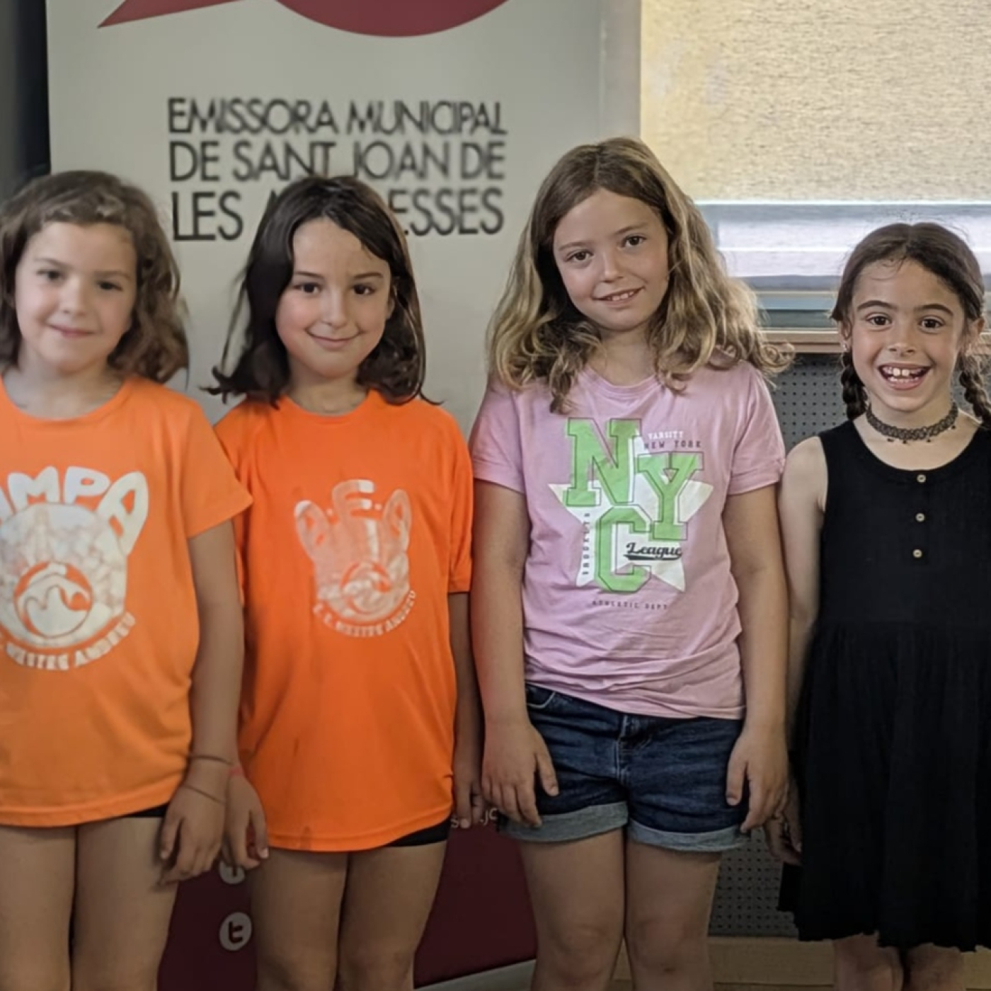 Alumnes de 1r i 2n de Primària ens parlen de les seves colònies episode artwork
