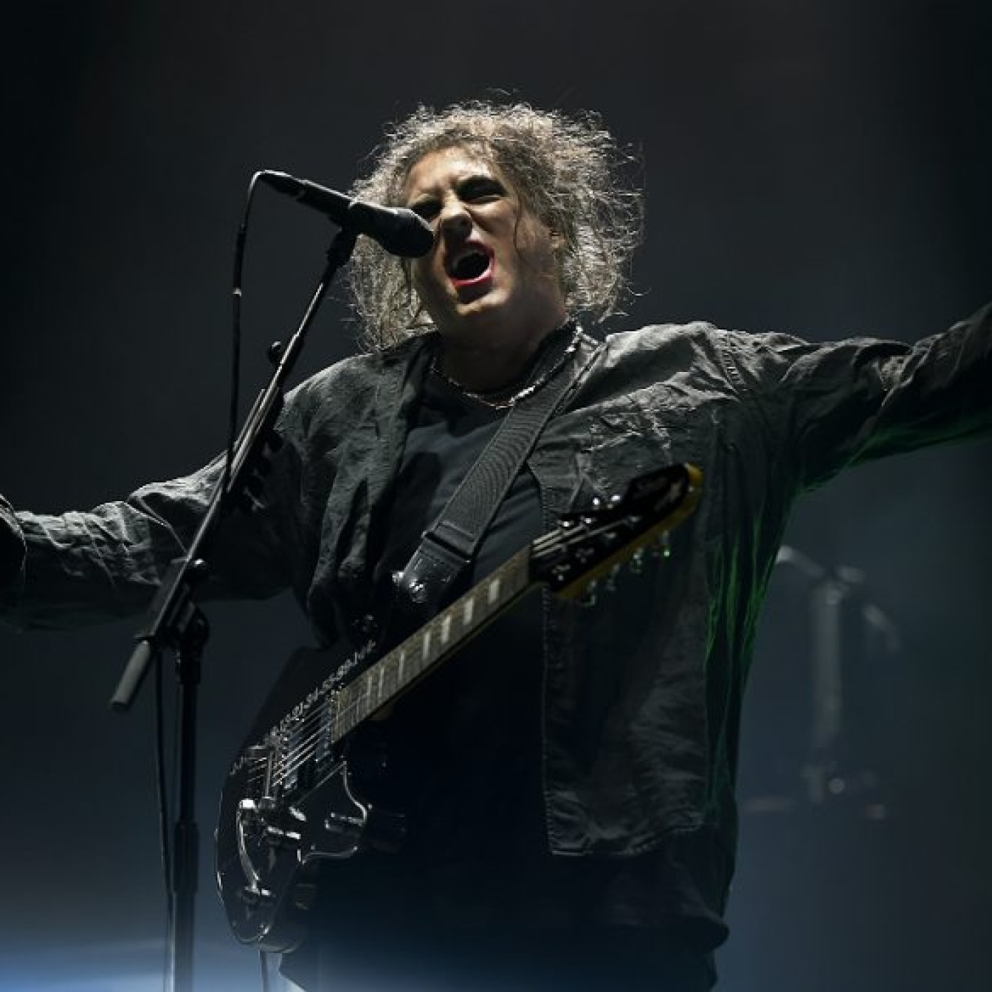 Robert Smith de The Cure anuncia gira por México y siete países sudamericanos episode artwork