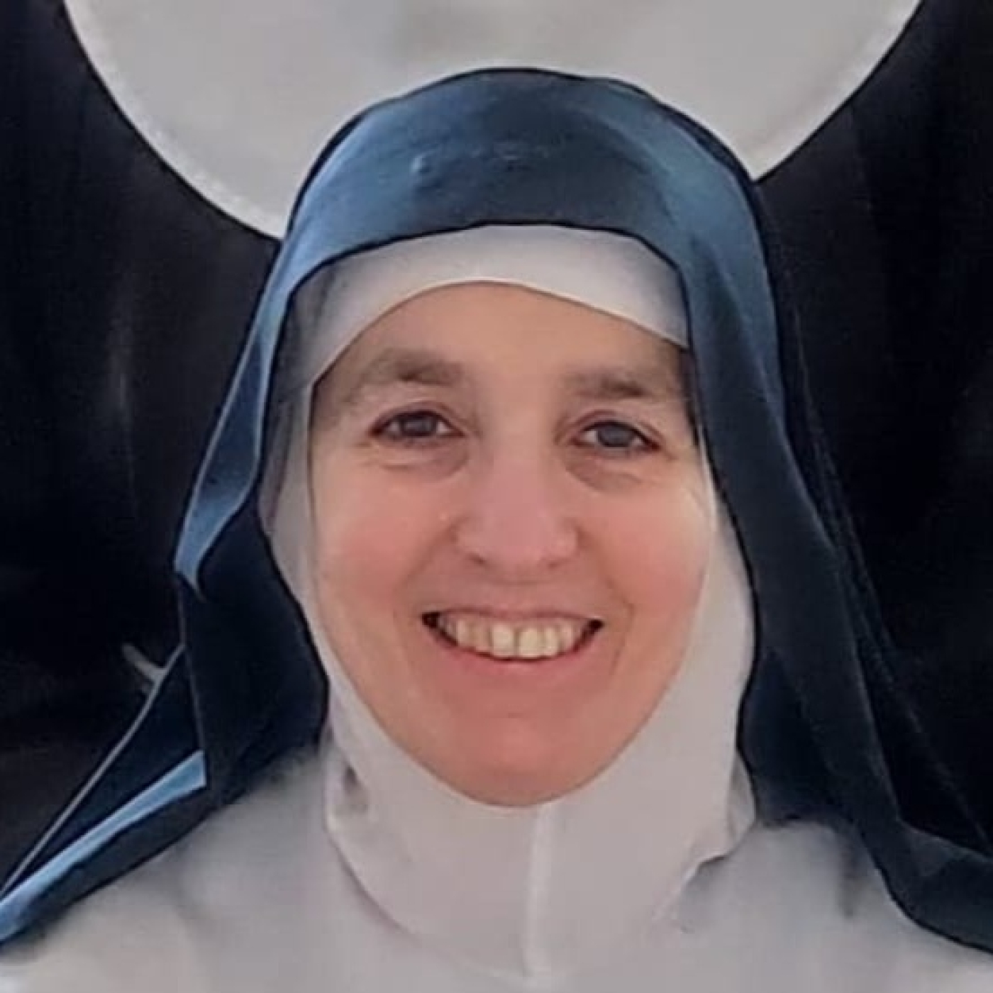 Sor Luz María: "San Francisco y Santa Clara quisieron seguir a Jesús al pie de la letra" episode artwork