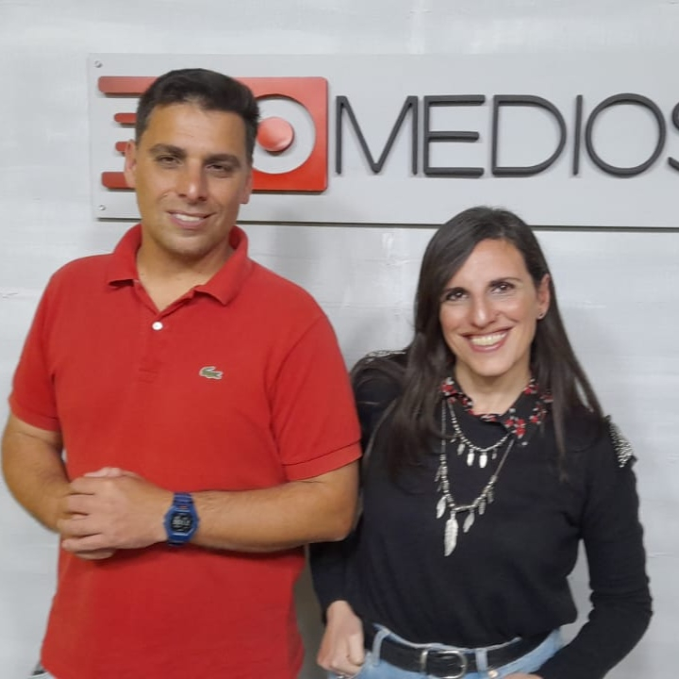 HUESPEDES con @jotaleonetti y @mariumartini_ 23-4-2026