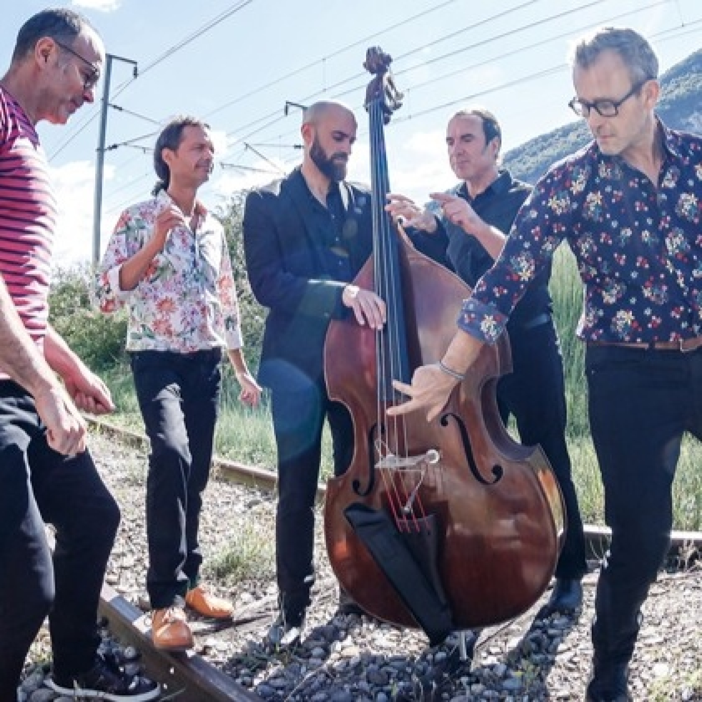 Mundofonías 2026#16: Bailando con cocodrilos / Dancing with alligators