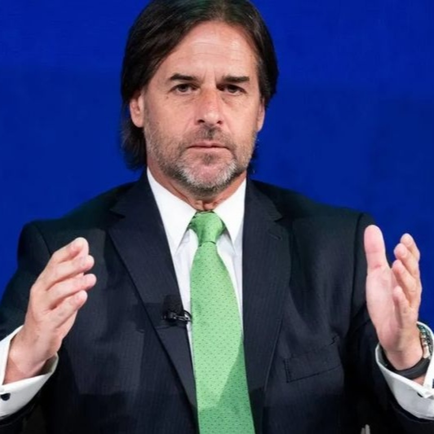 "Cómo estarán las cosas en Argentina s Lacalle Pou aparece como el zurdo de la película" Cris Richeri desde Uruguay