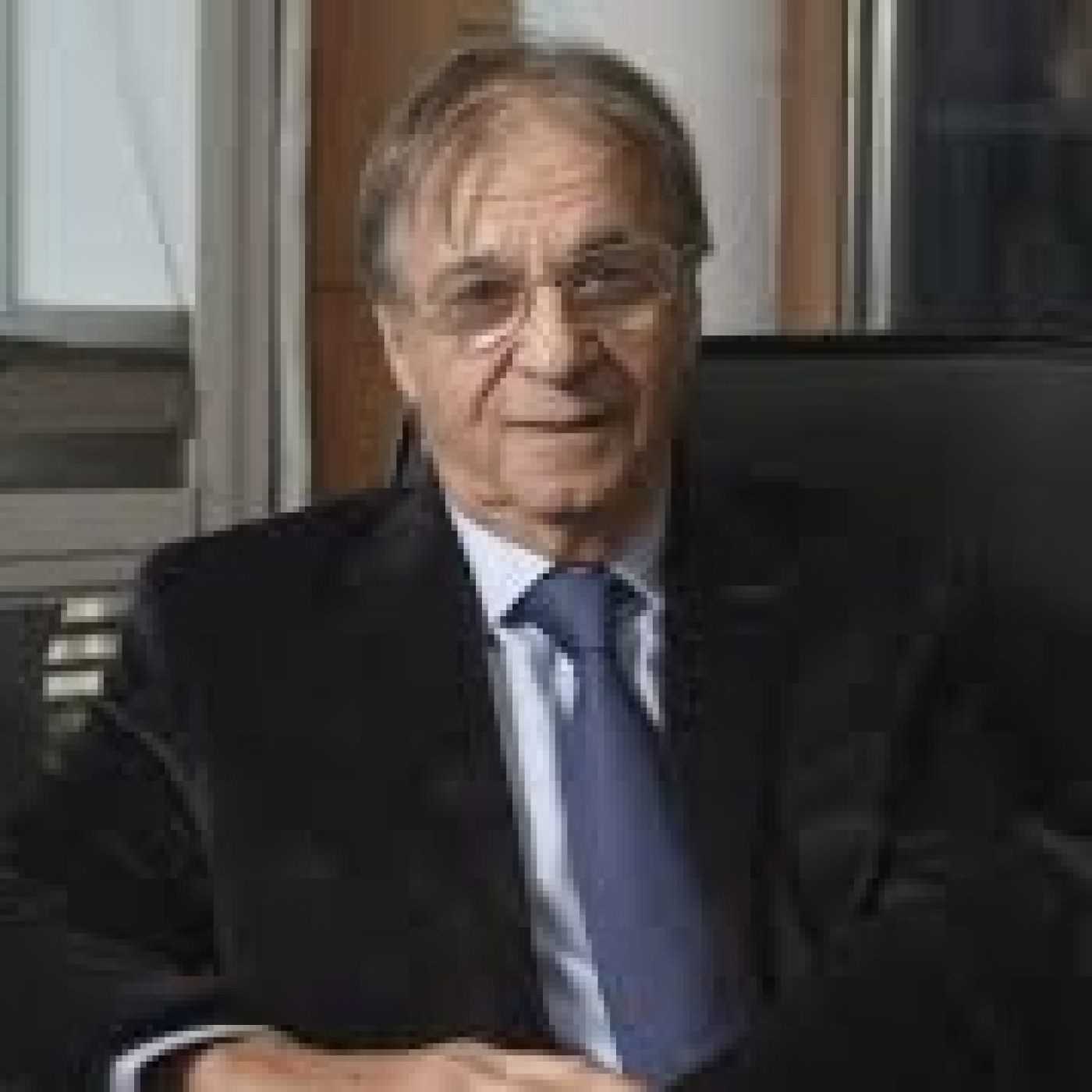 Estudio 2 - FM 105.9