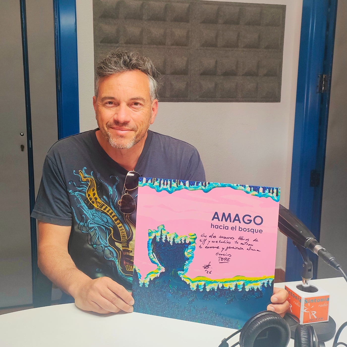 Amago visita radio Sintonía y nos presenta su último disco. 8-04-2026. episode artwork