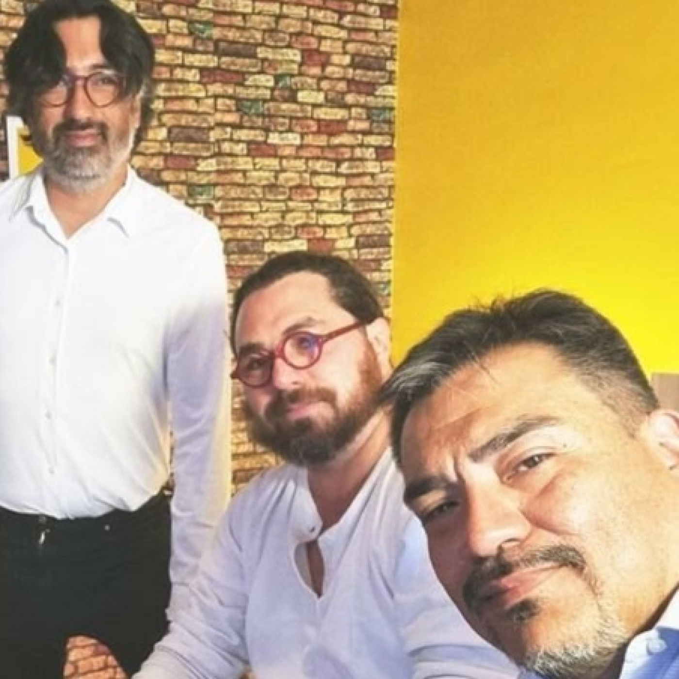 LOS SILLAS MUSICALES DETACAN “HIPOTECA LOVE” NUEVO SINGLE DE SU ÚLTIMO EP episode artwork